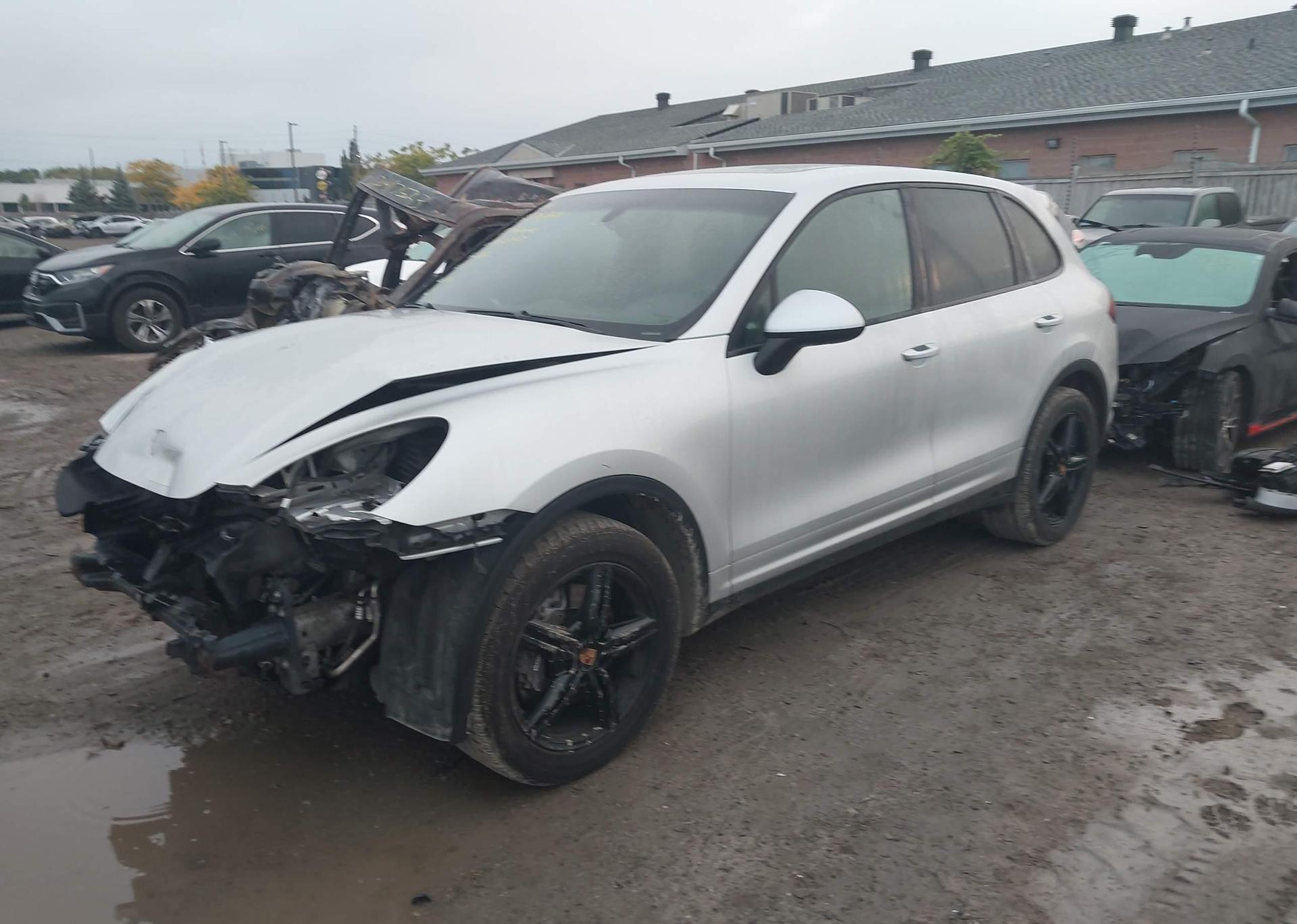 2013 PORSCHE CAYENNE