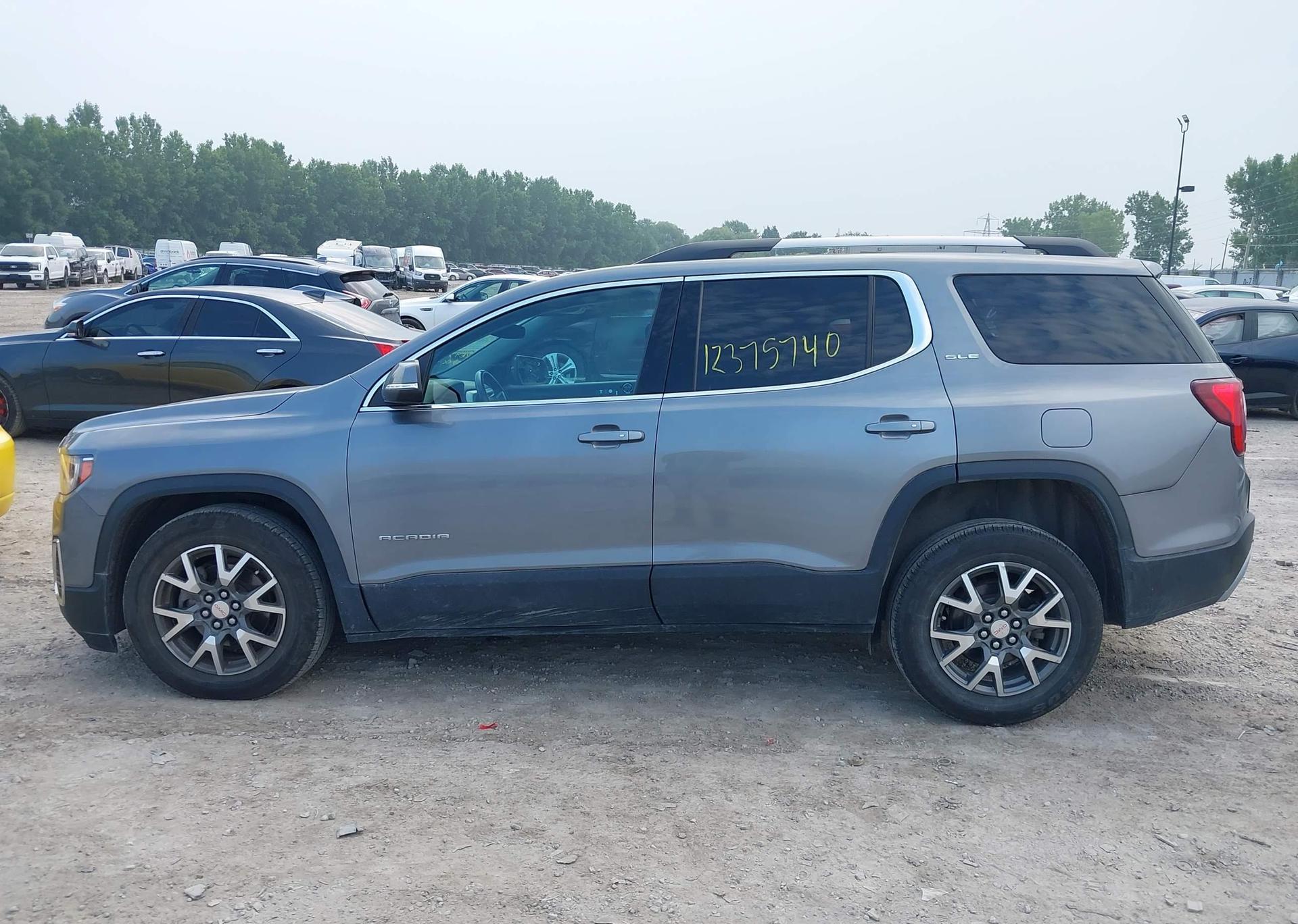 2020 GMC ACADIA SLE