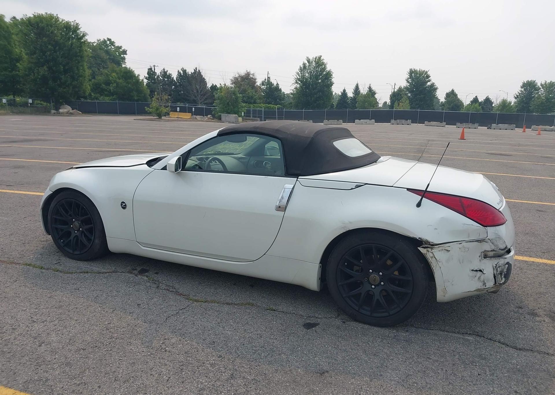 2004 NISSAN 350Z ROADSTER