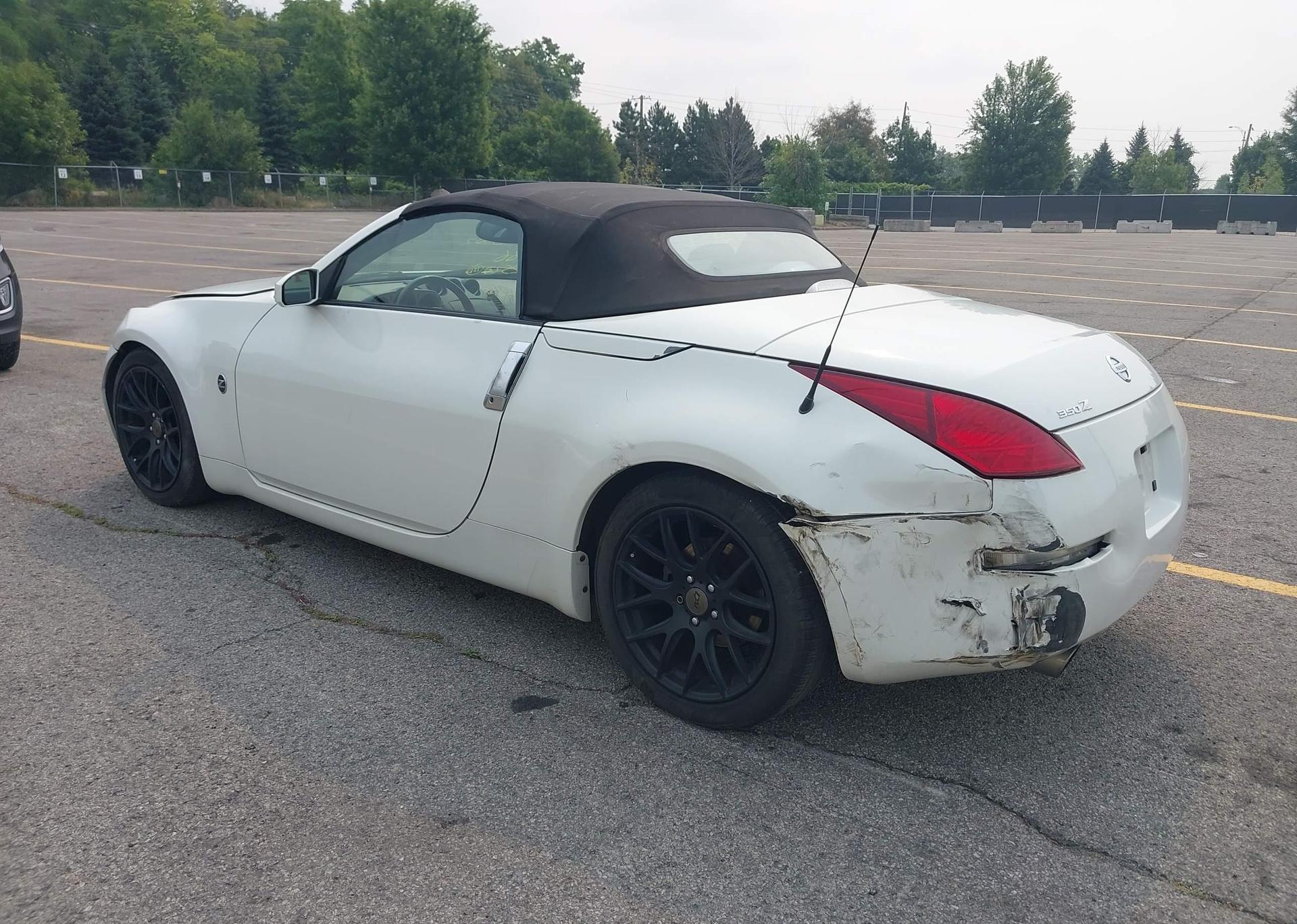 2004 NISSAN 350Z ROADSTER