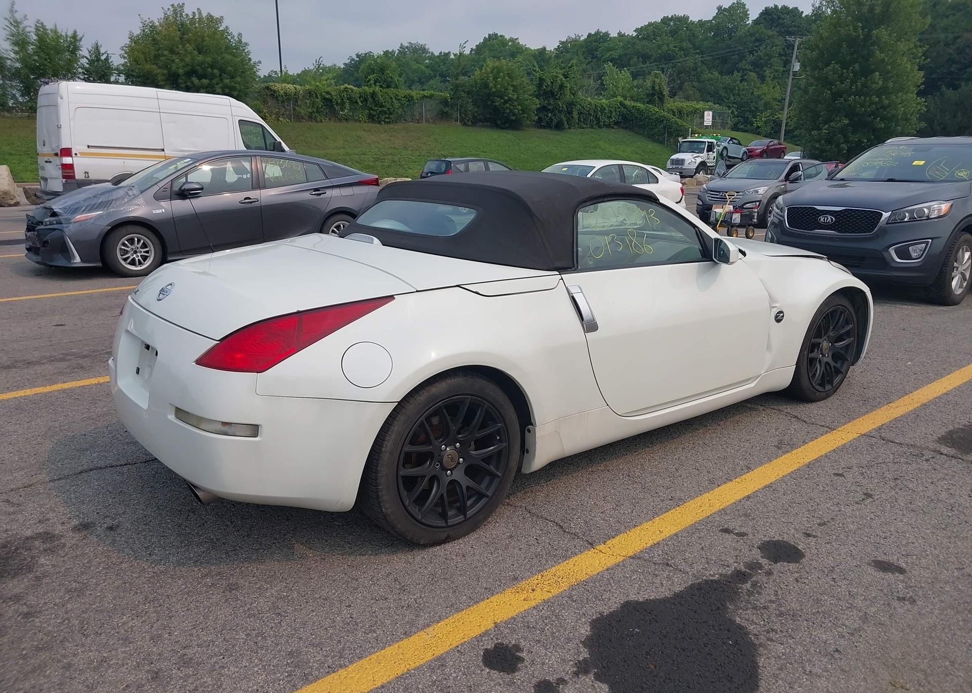 2004 NISSAN 350Z ROADSTER