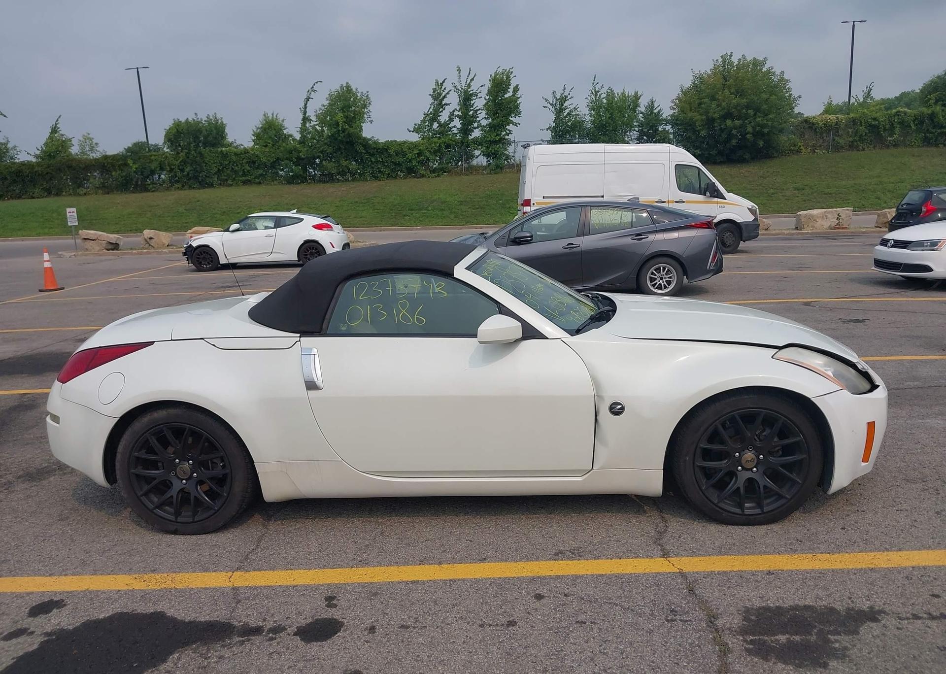 2004 NISSAN 350Z ROADSTER