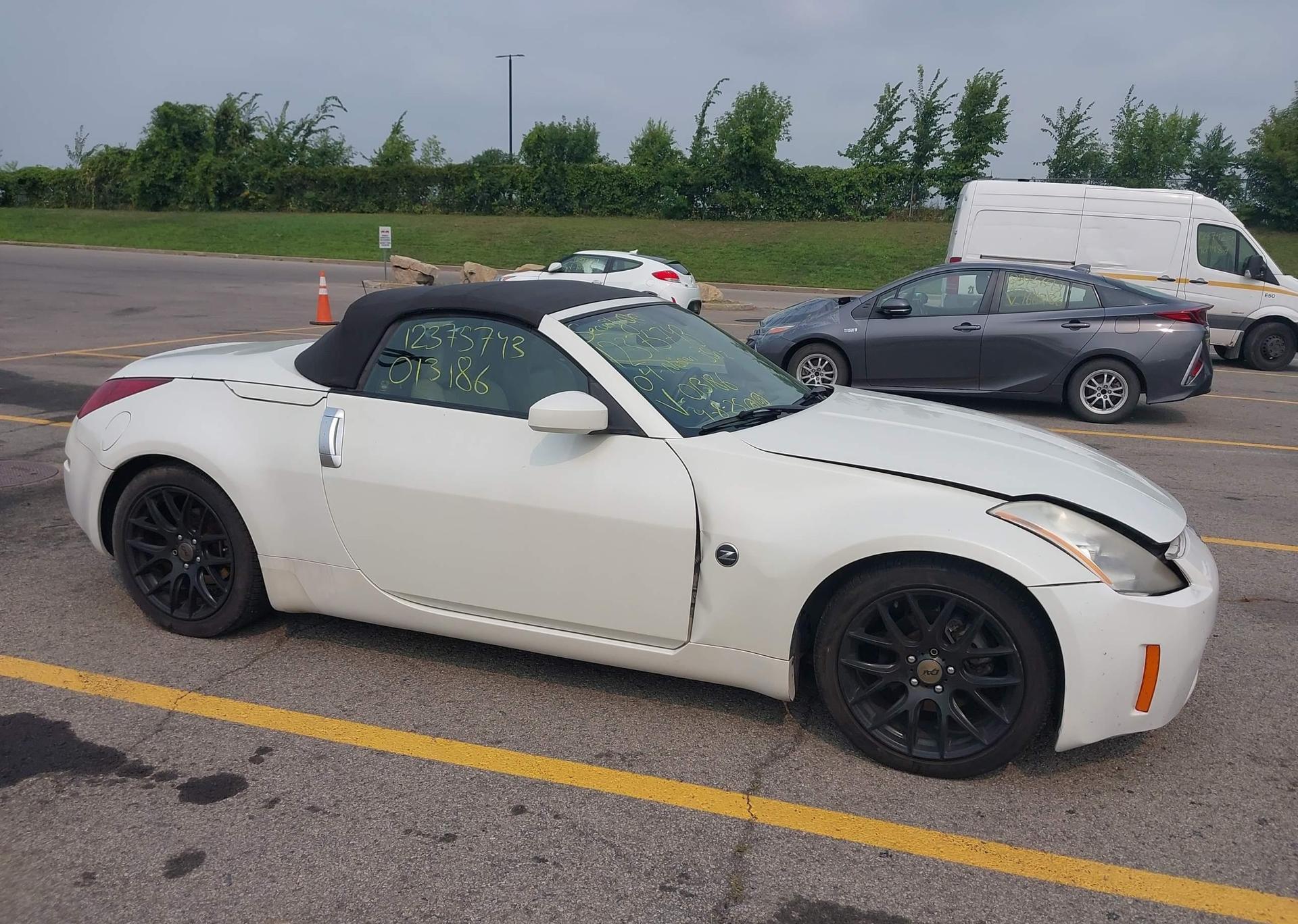 2004 NISSAN 350Z ROADSTER