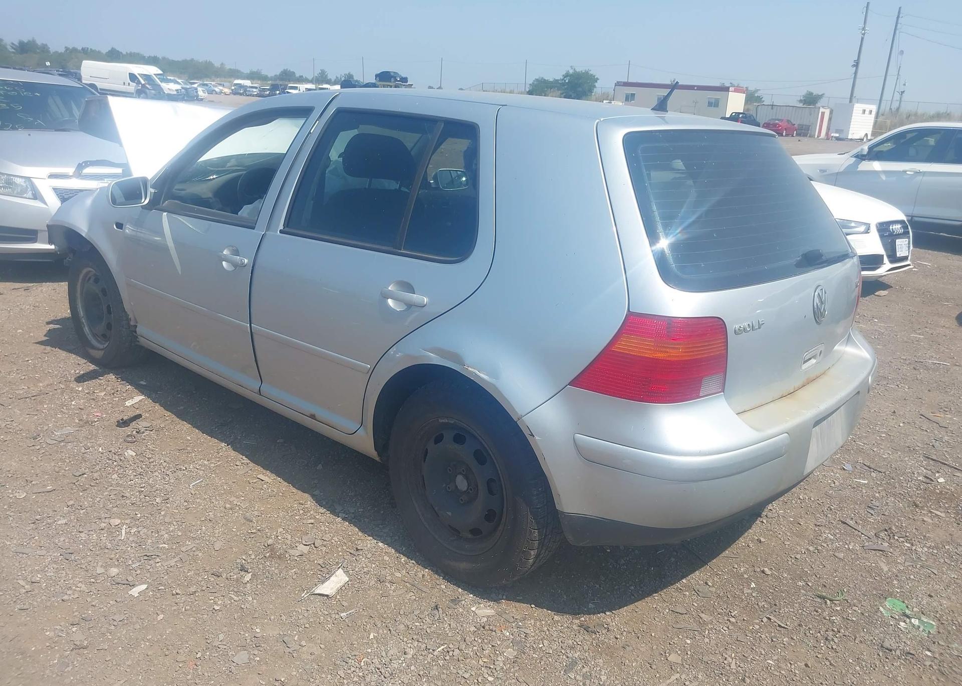 2002 VOLKSWAGEN GOLF