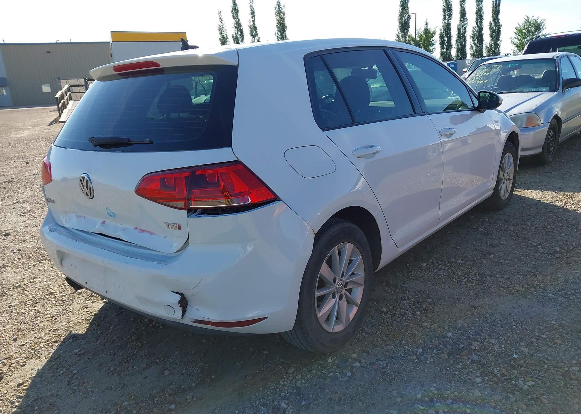 2015 VOLKSWAGEN GOLF 1.8 TSI COMFORTLINE