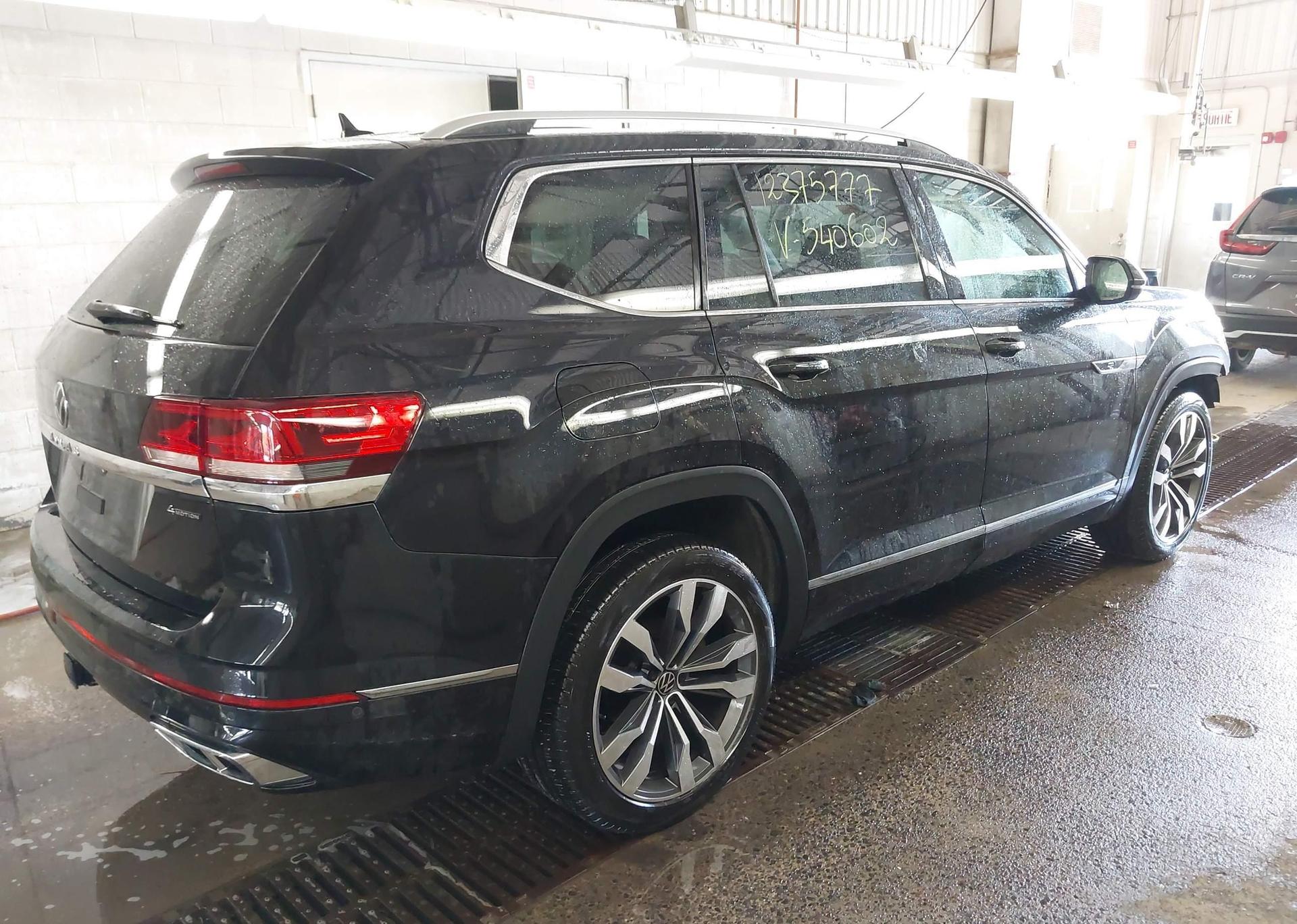 2023 VOLKSWAGEN ATLAS SEL PREMIUM R-LINE