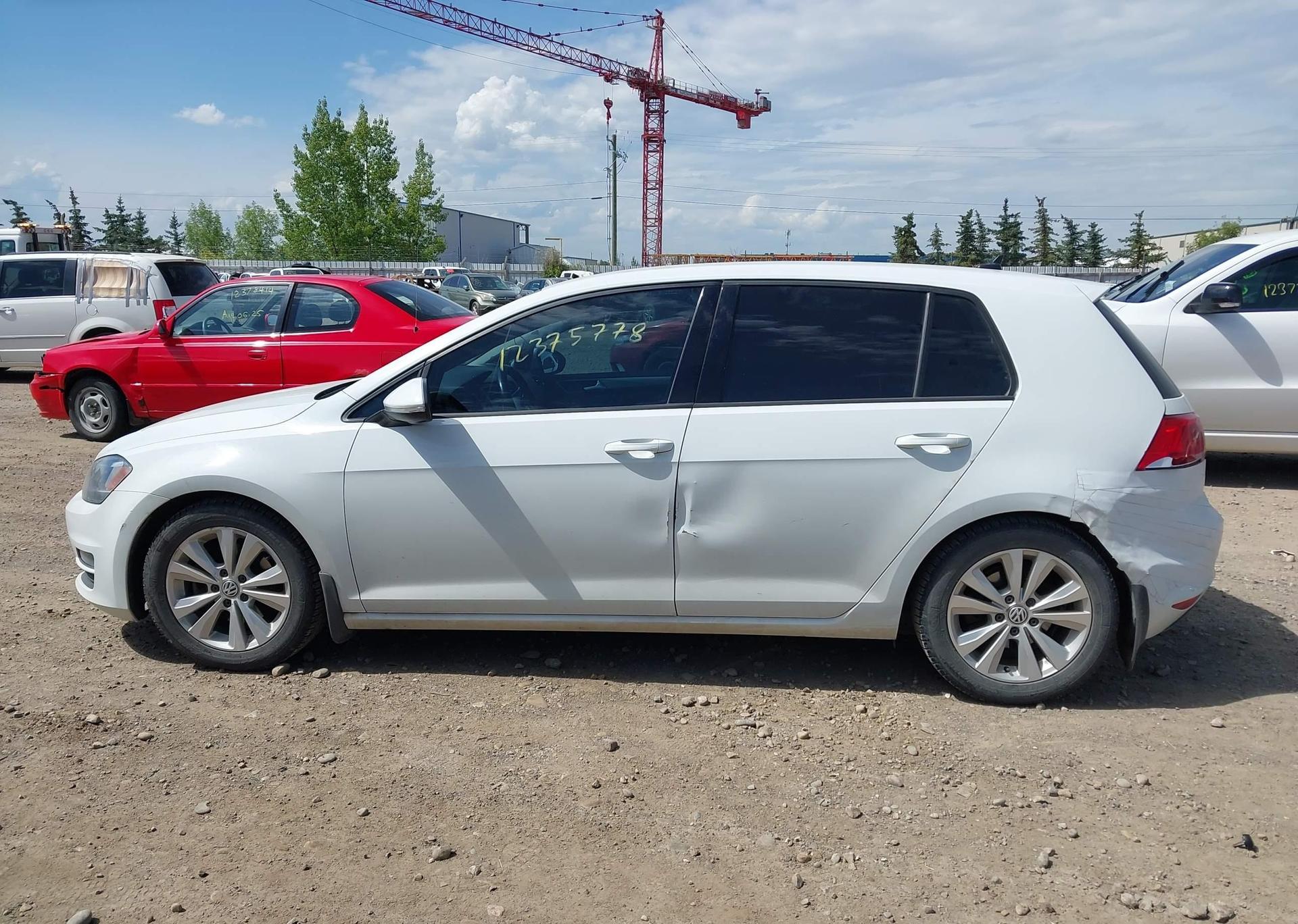 2016 VOLKSWAGEN GOLF S