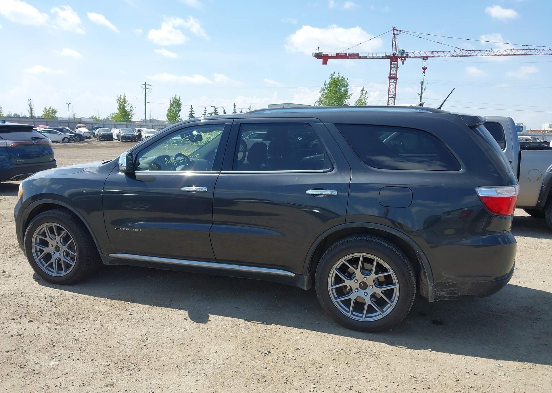 2011 DODGE DURANGO CITADEL
