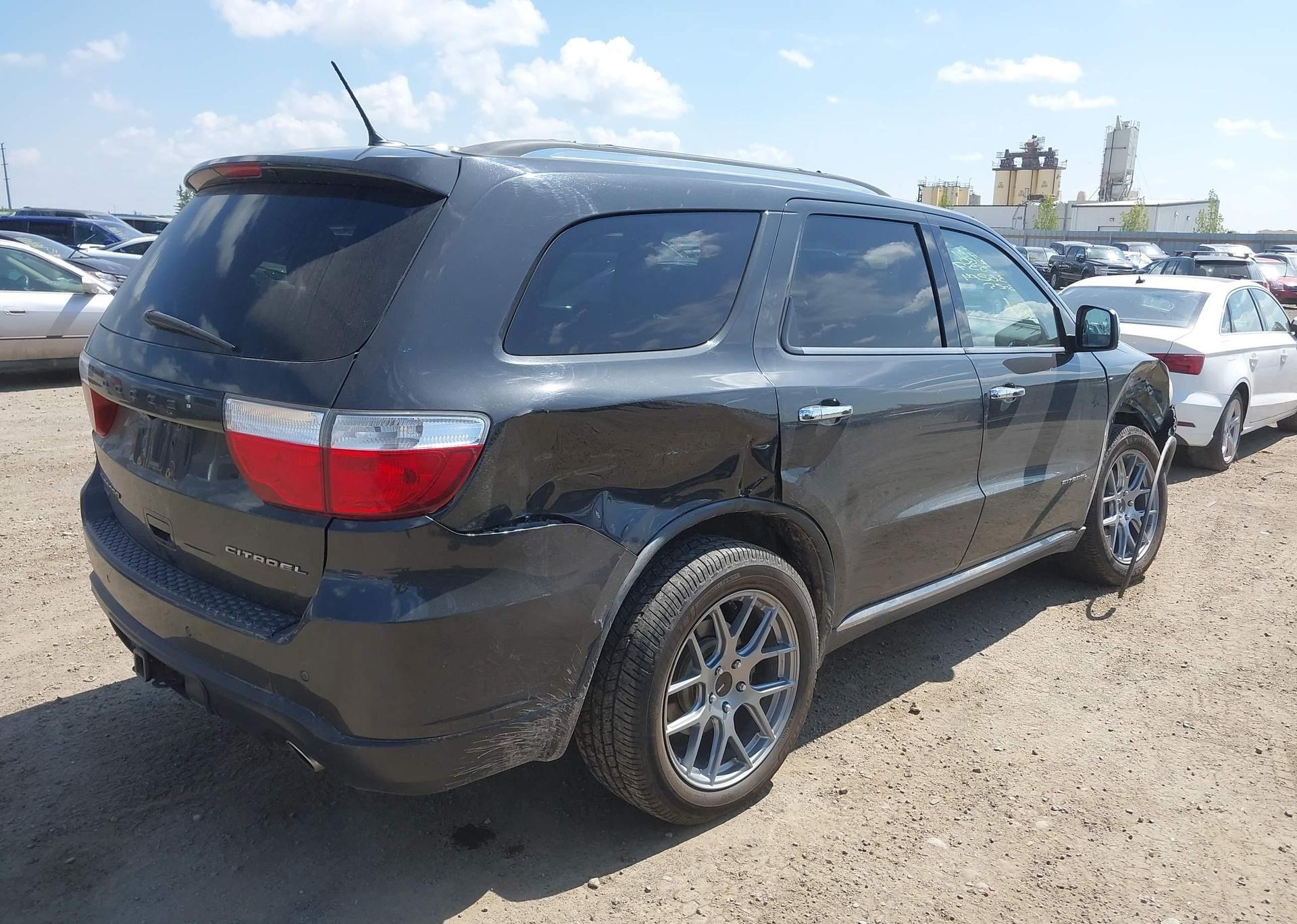 2011 DODGE DURANGO CITADEL