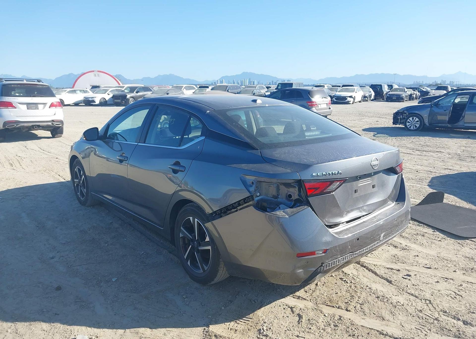 2025 NISSAN SENTRA SV