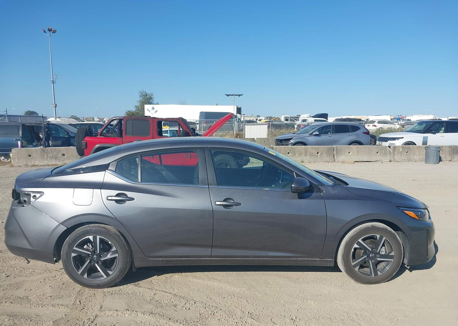 2025 NISSAN SENTRA SV