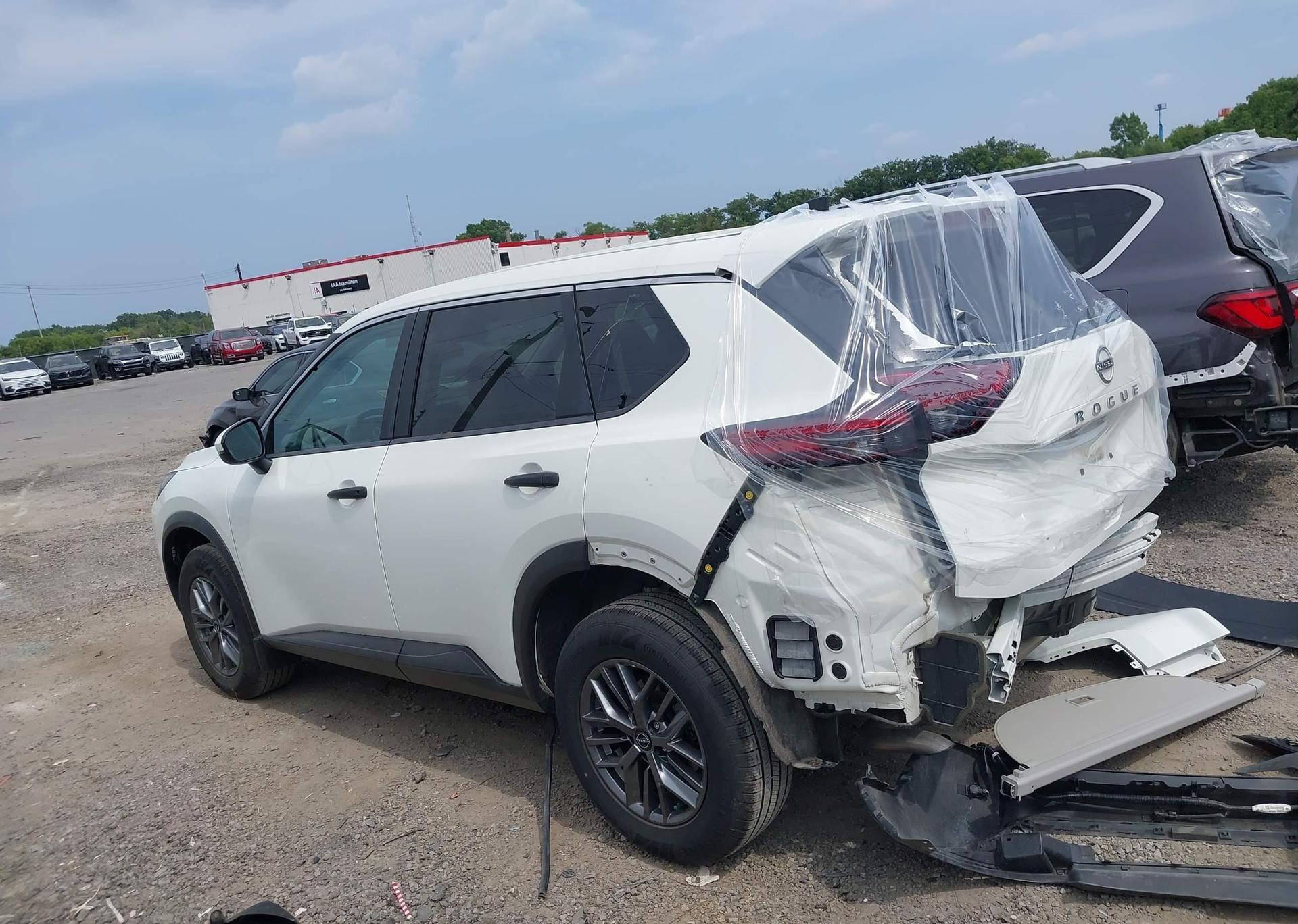 2023 NISSAN ROGUE S