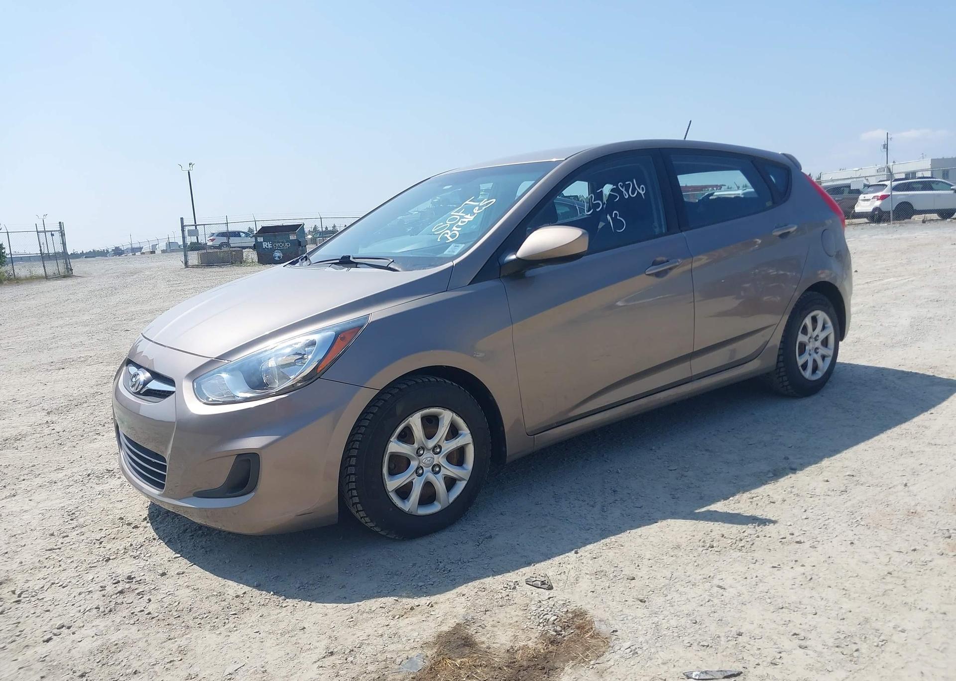 2013 HYUNDAI ACCENT GL