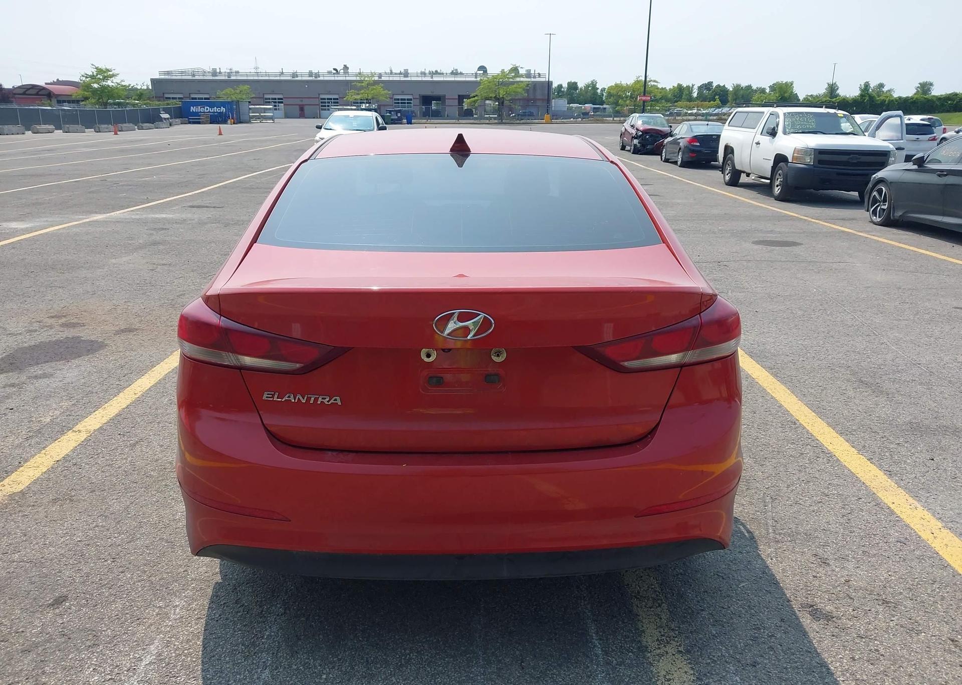 2018 HYUNDAI ELANTRA