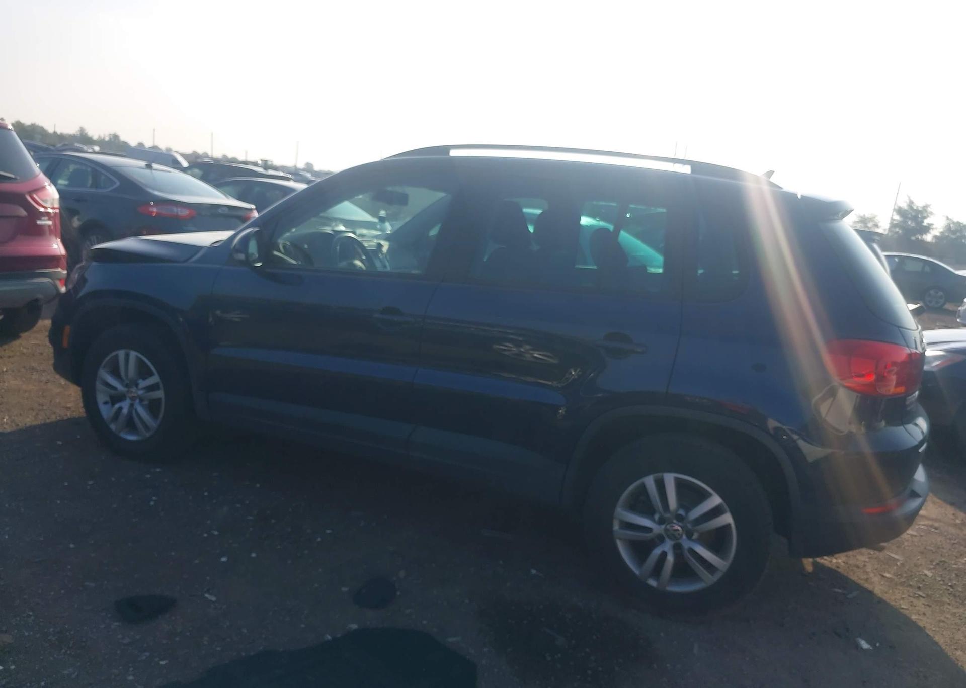 2017 VOLKSWAGEN TIGUAN