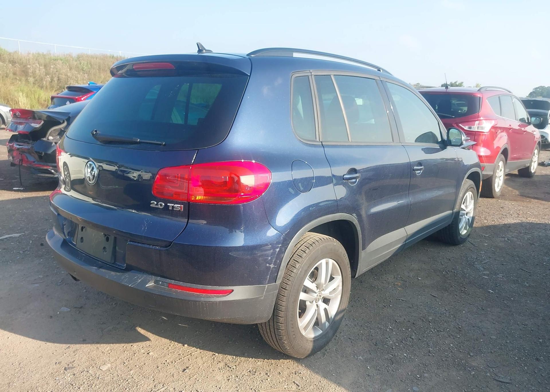 2017 VOLKSWAGEN TIGUAN