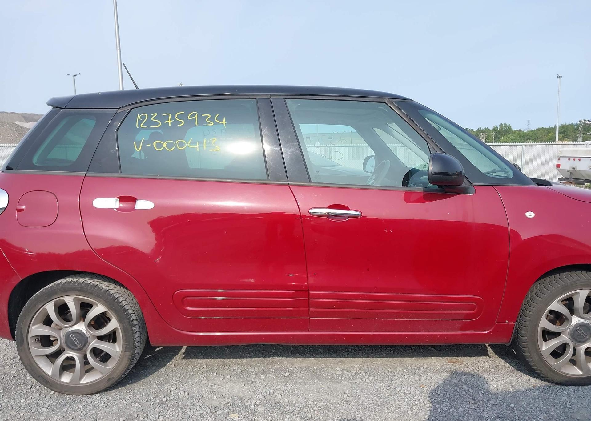 2014 FIAT 500L SPORT