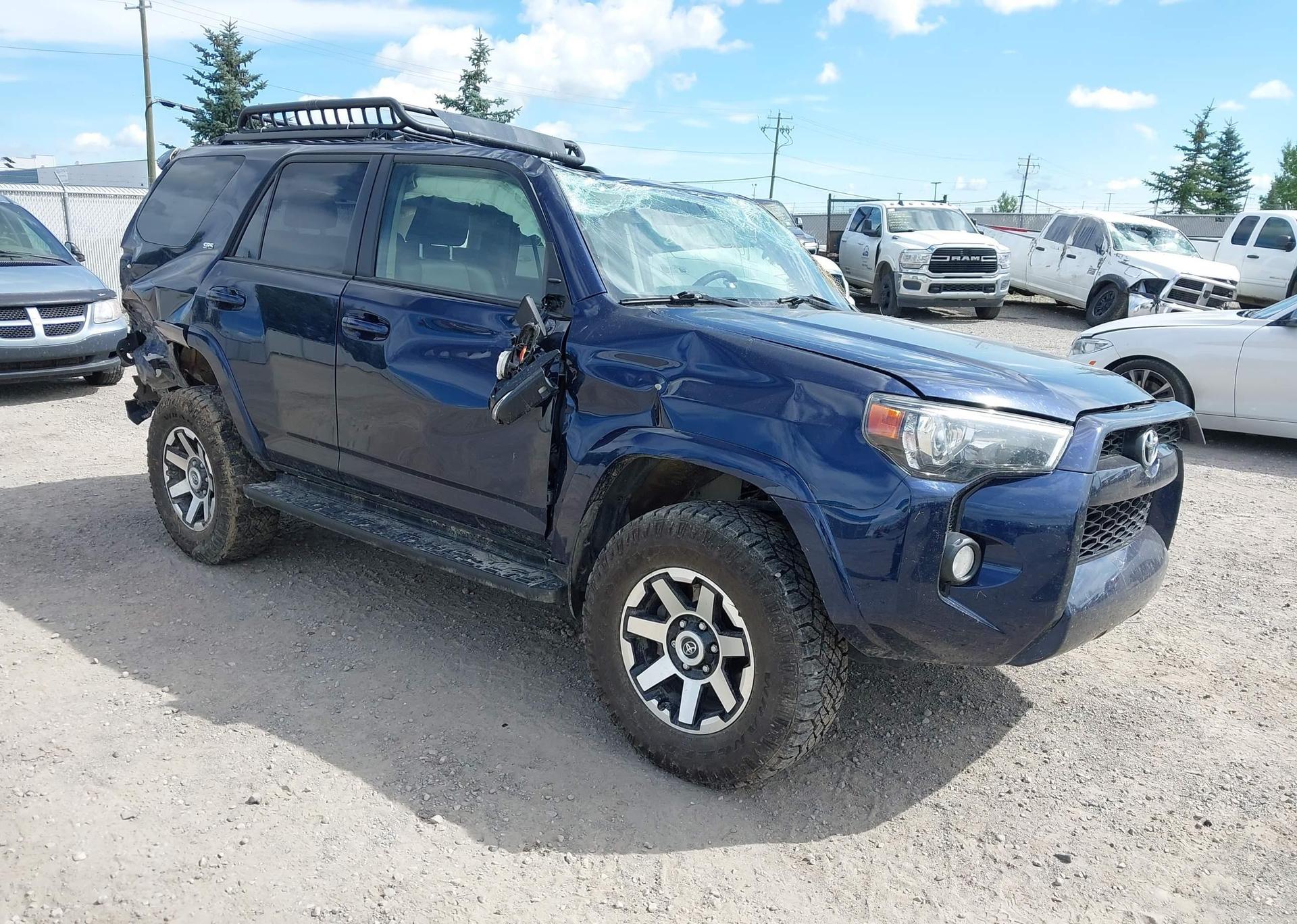 2016 TOYOTA 4RUNNER SR5 PREM