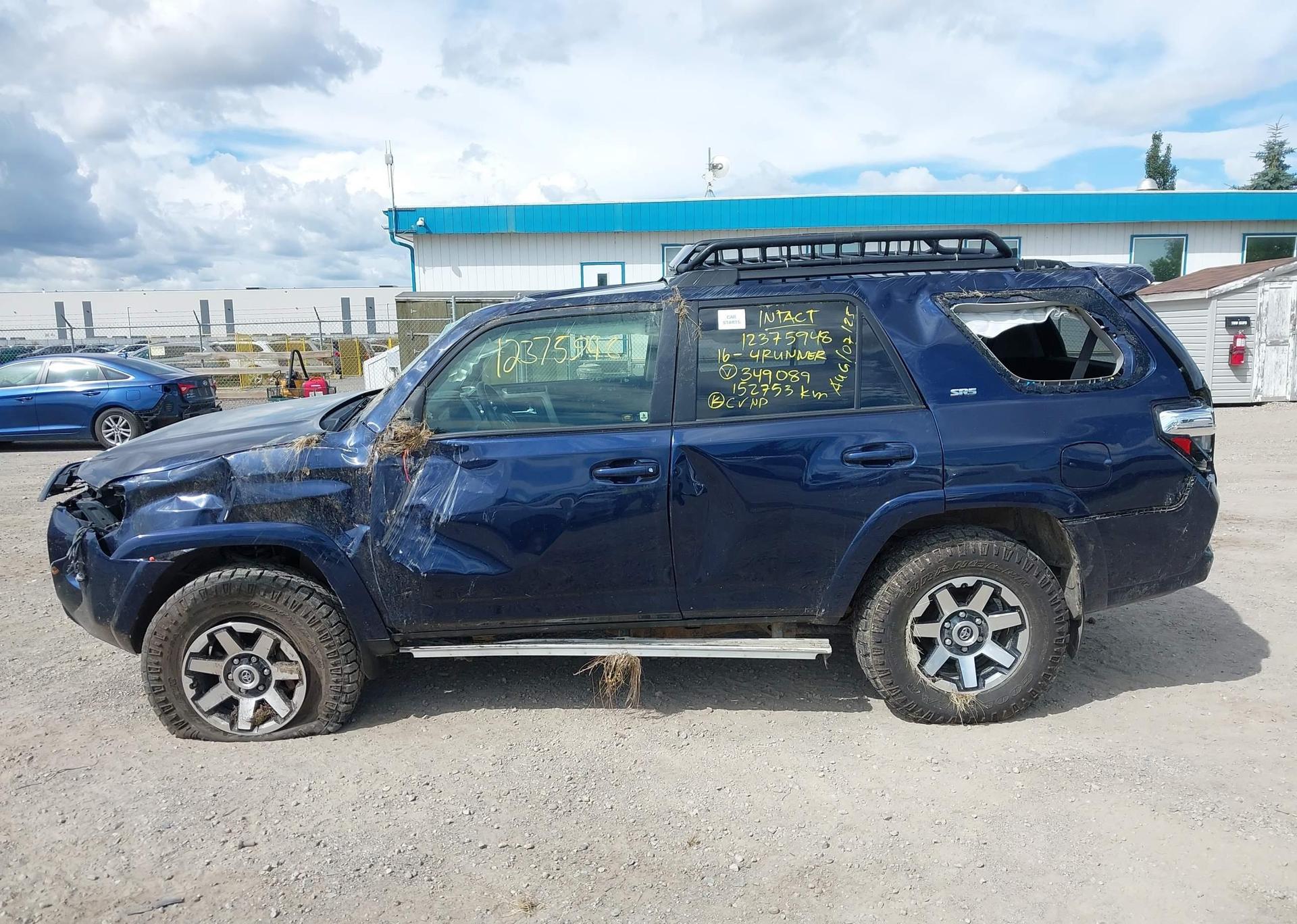 2016 TOYOTA 4RUNNER SR5 PREM