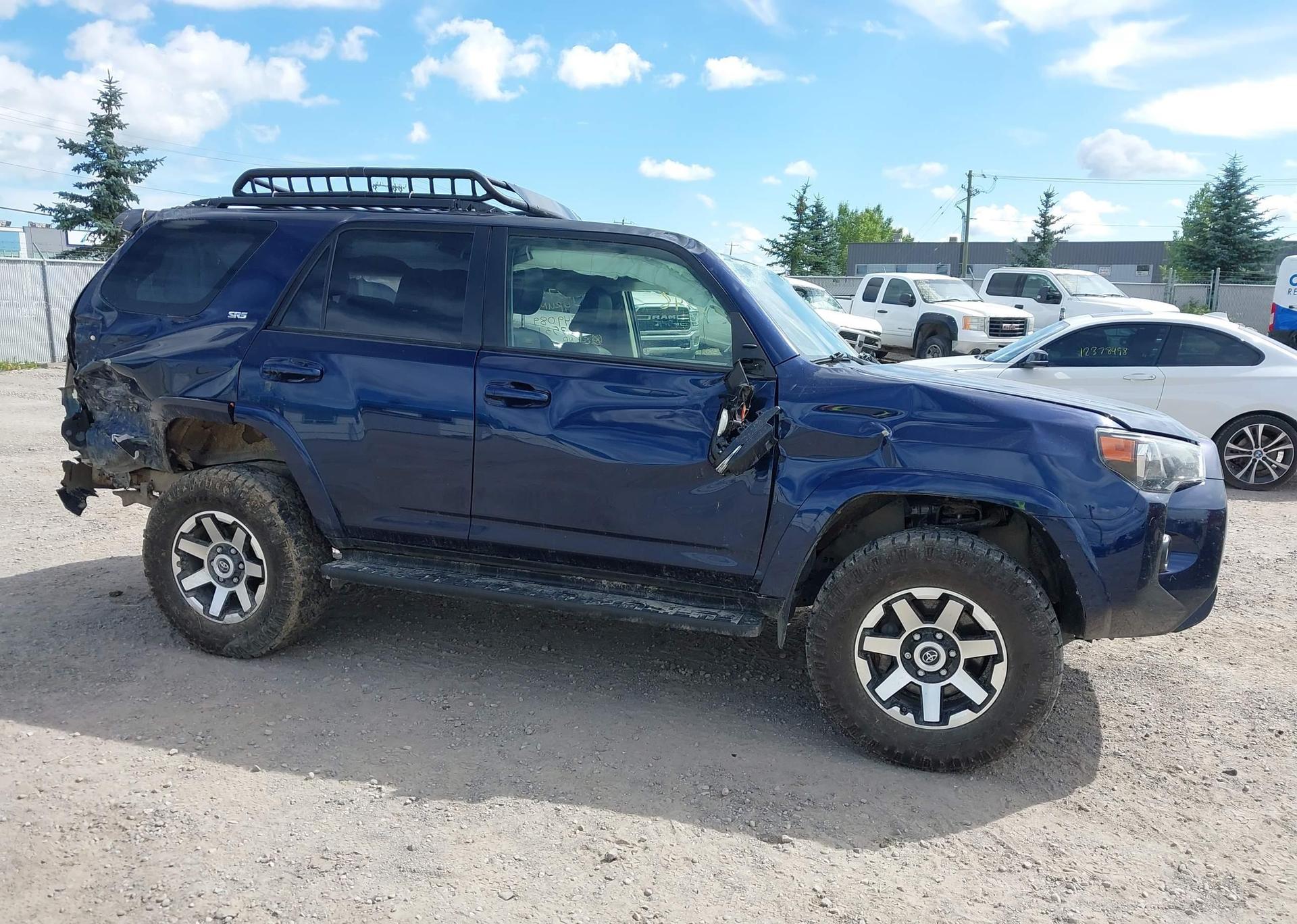 2016 TOYOTA 4RUNNER SR5 PREM