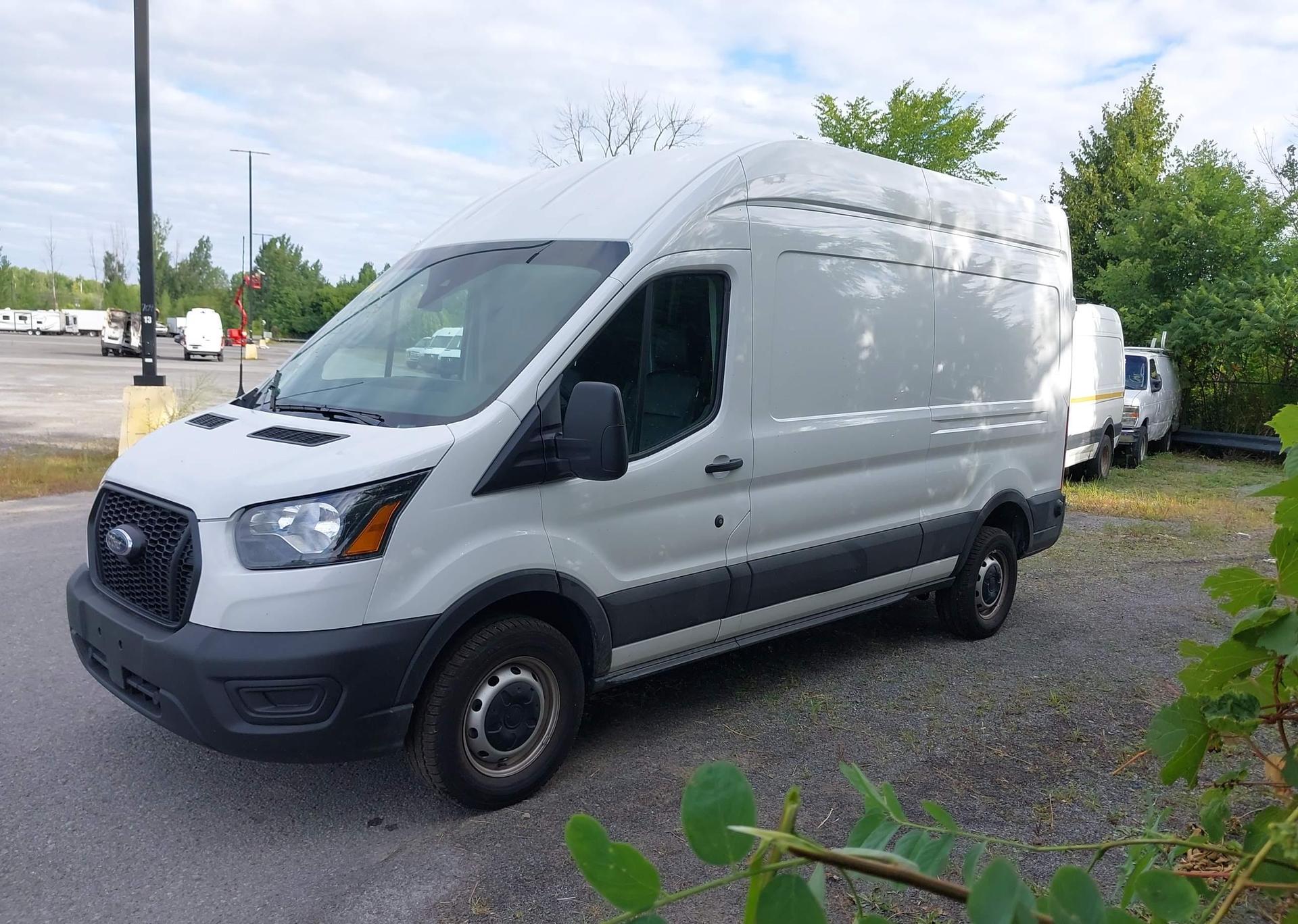2025 FORD transit t-250