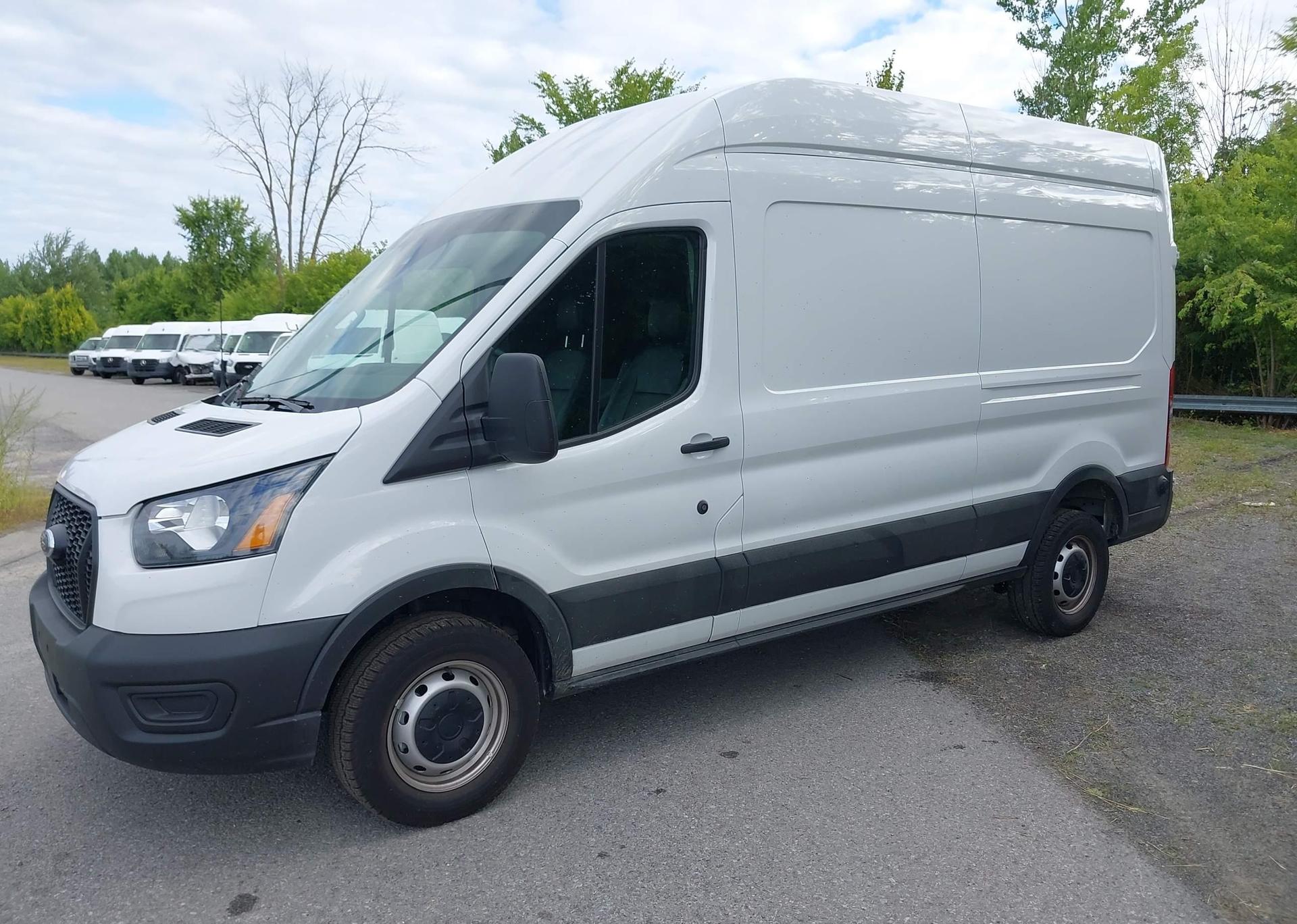 2025 FORD transit t-250