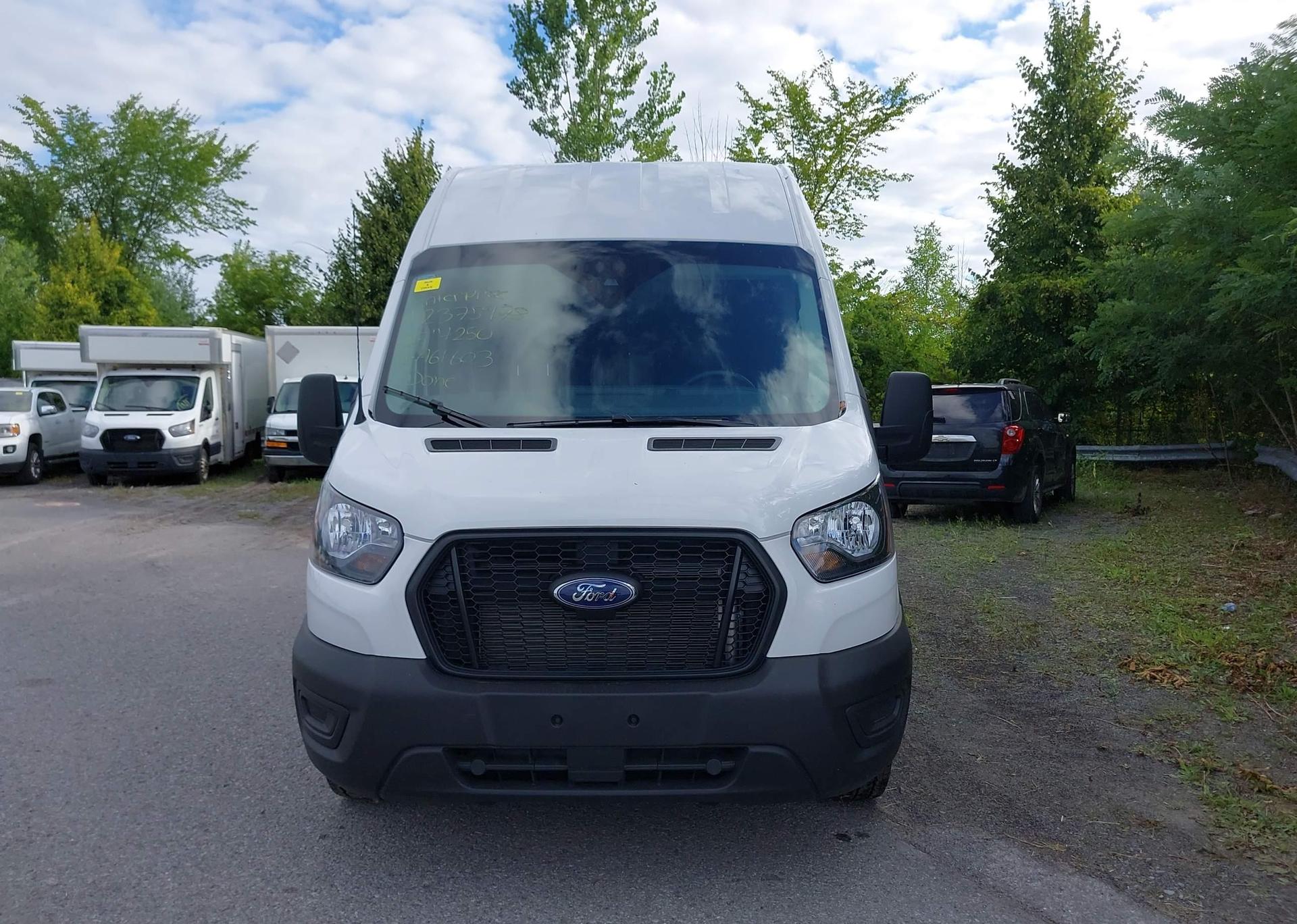 2025 FORD transit t-250