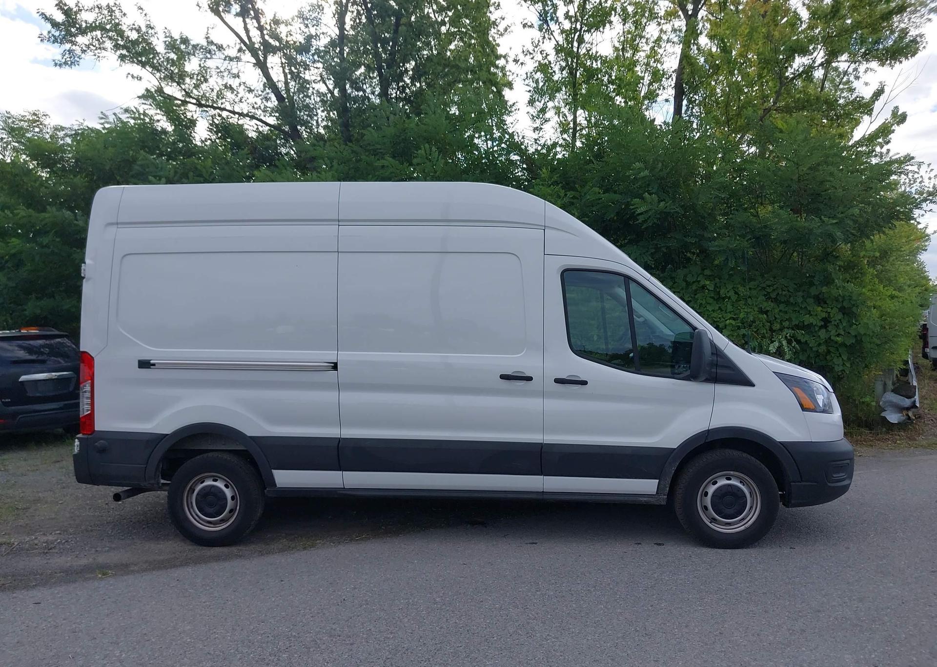 2025 FORD transit t-250