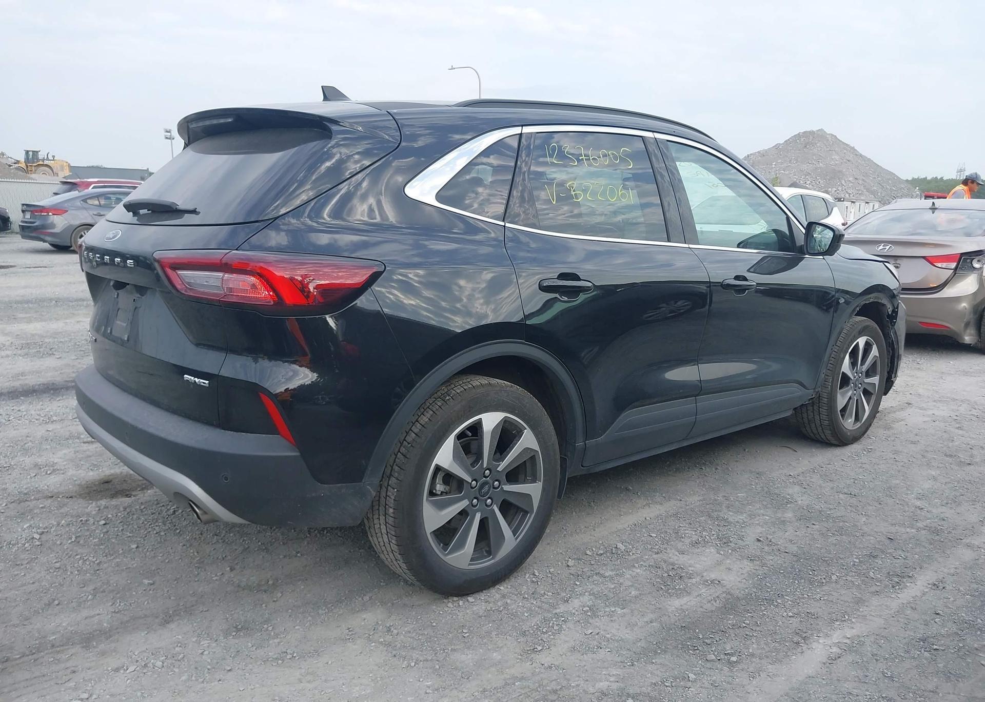 2024 FORD ESCAPE PLATINUM
