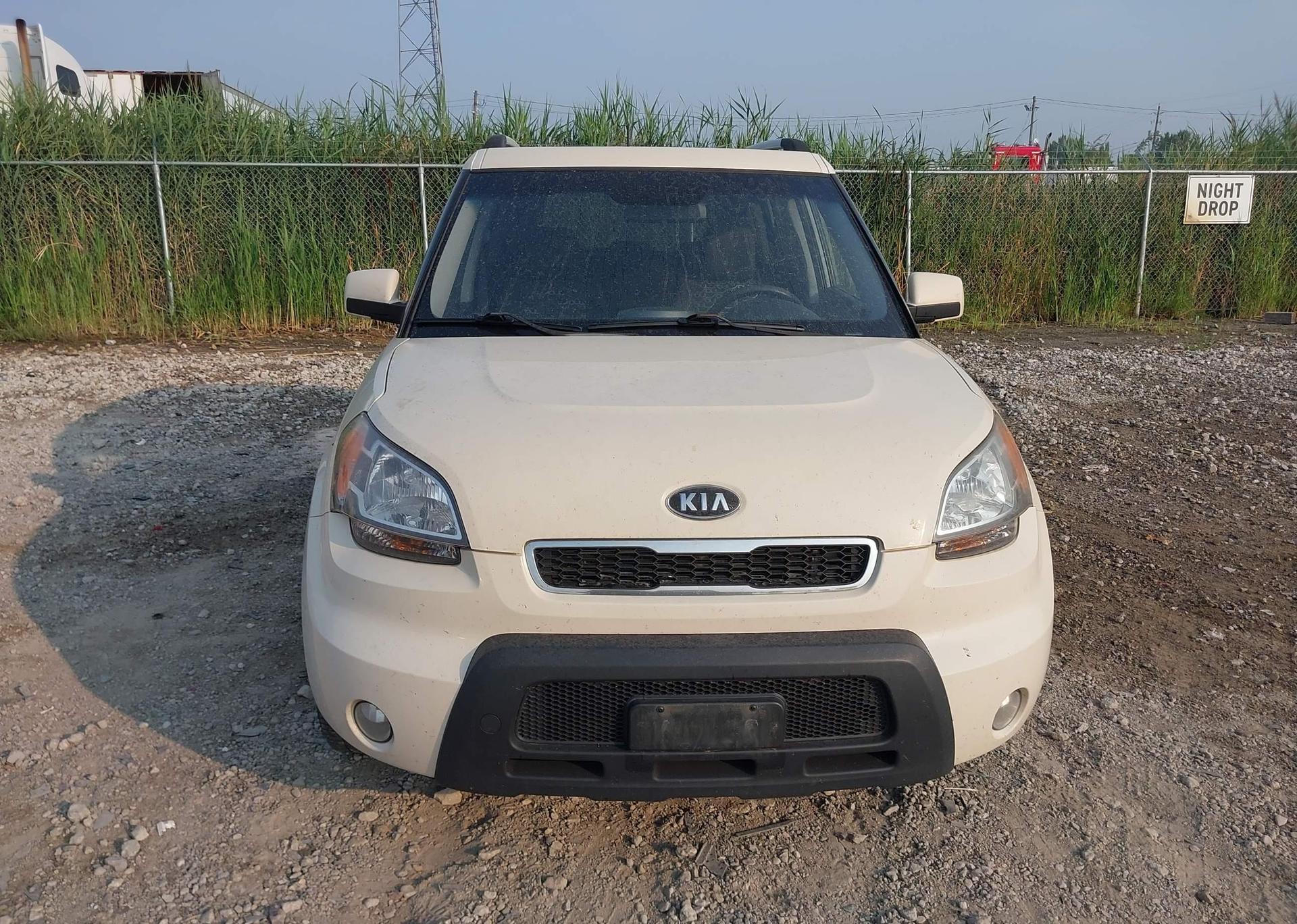2010 KIA SOUL +