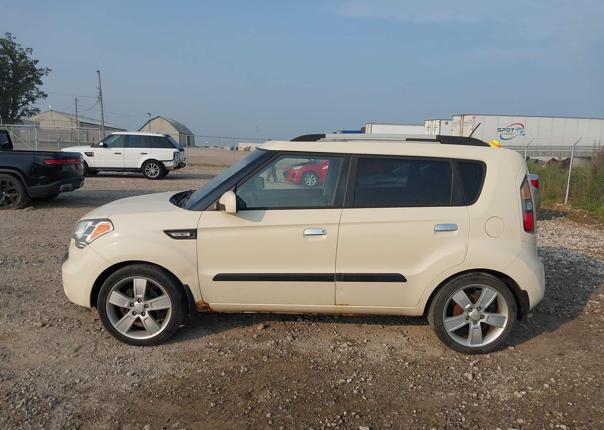 2010 KIA SOUL +