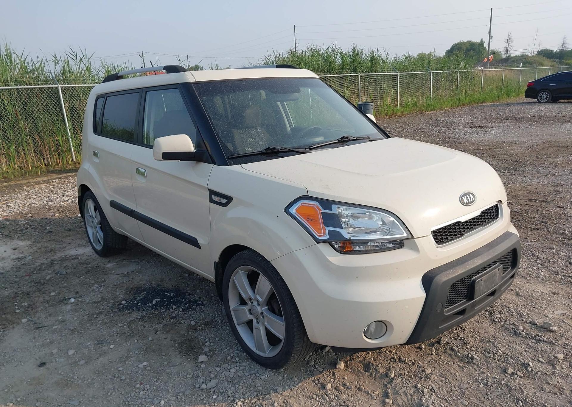2010 KIA SOUL +