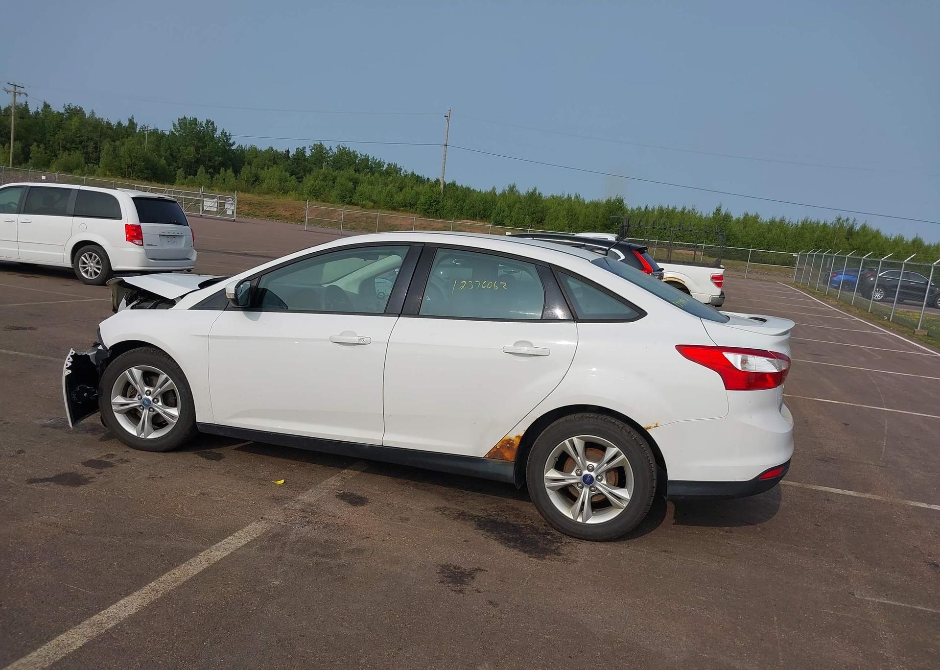 2013 FORD FOCUS SE
