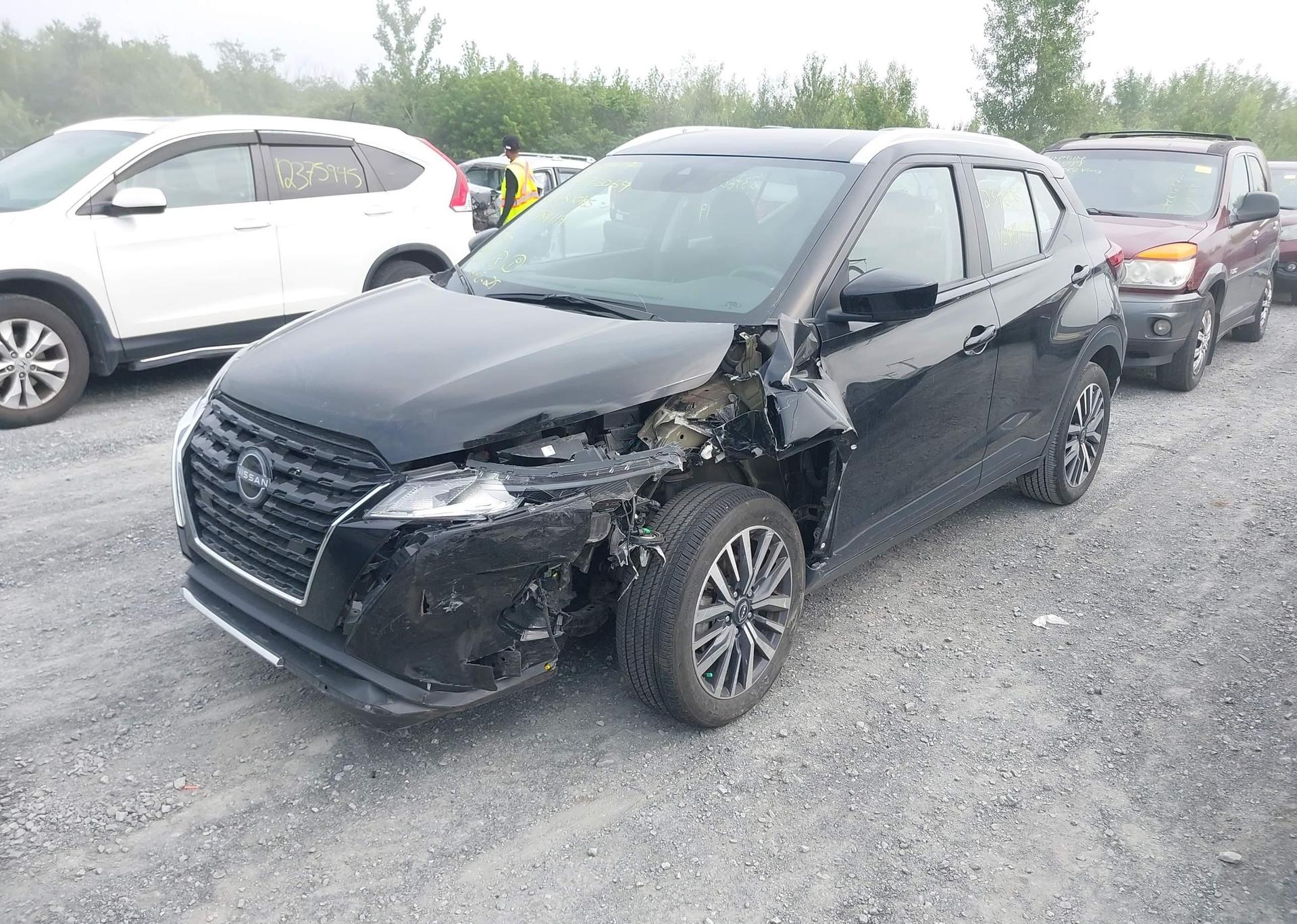 2024 NISSAN KICKS SV