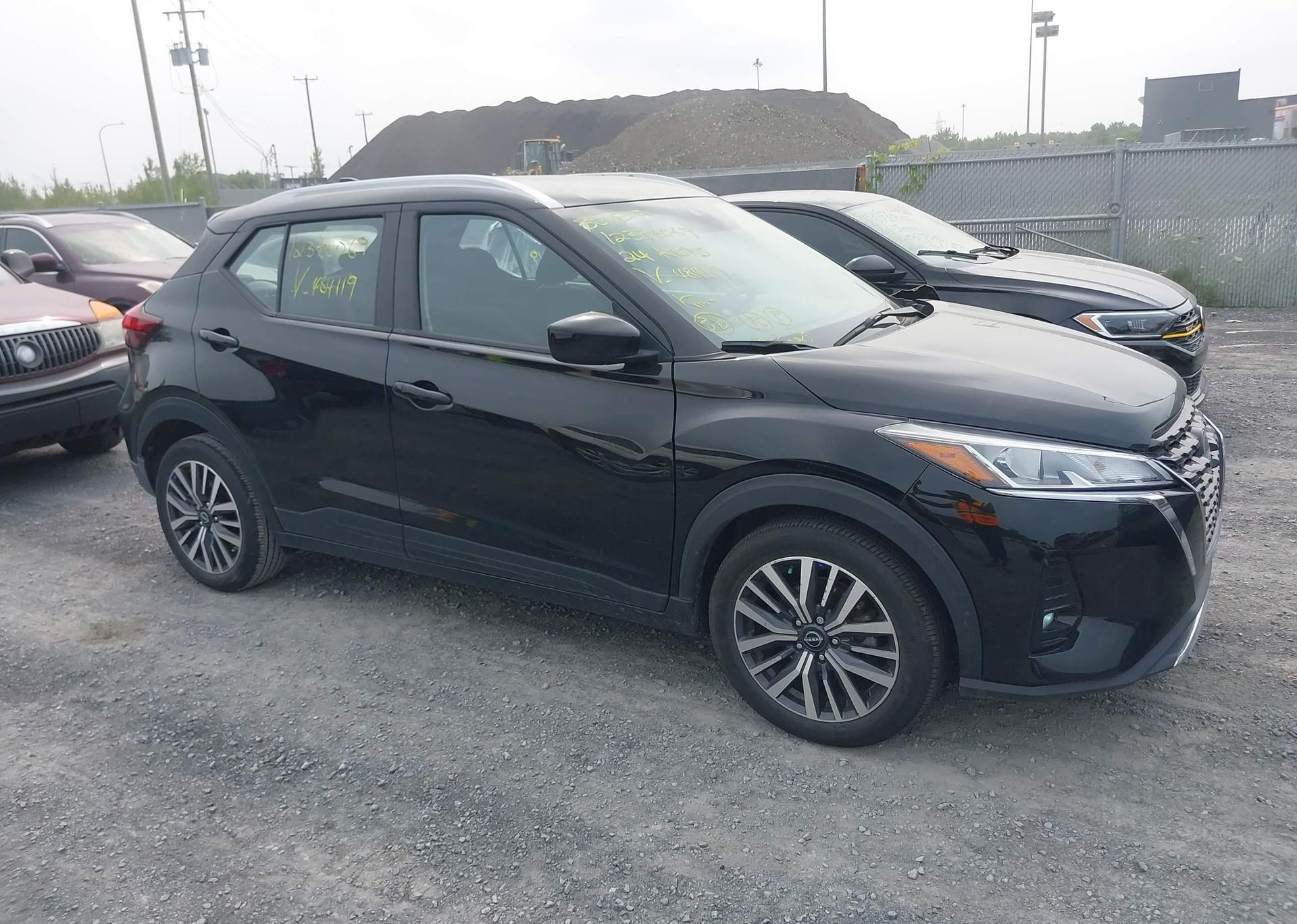 2024 NISSAN KICKS SV