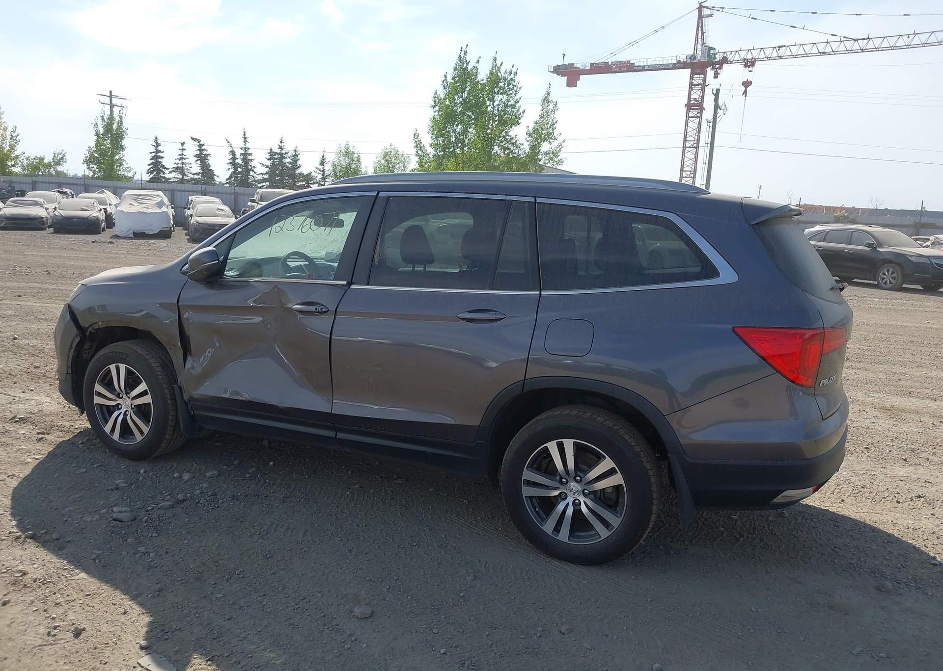 2017 HONDA PILOT EX