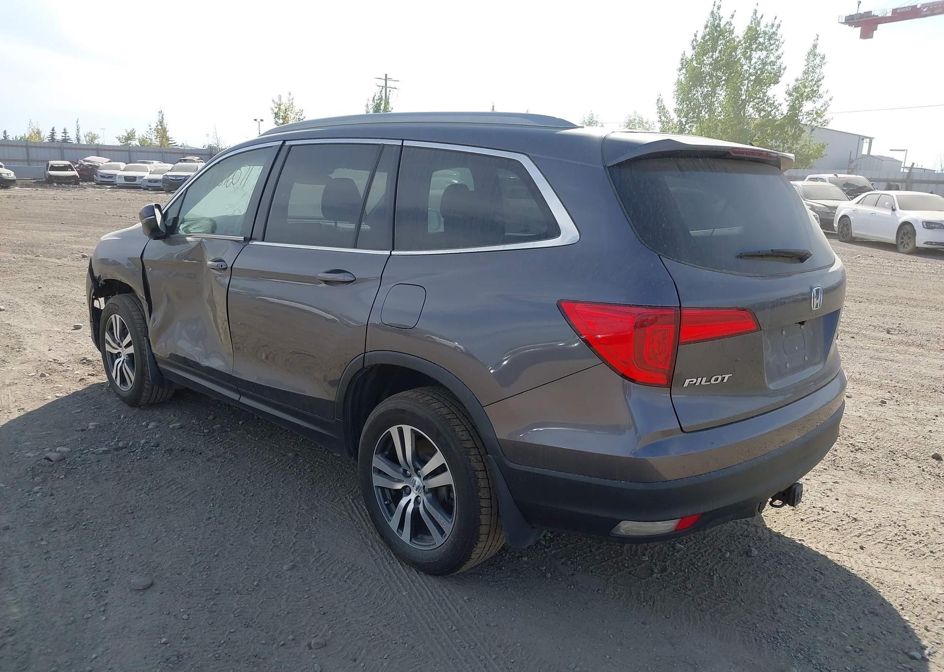 2017 HONDA PILOT EX