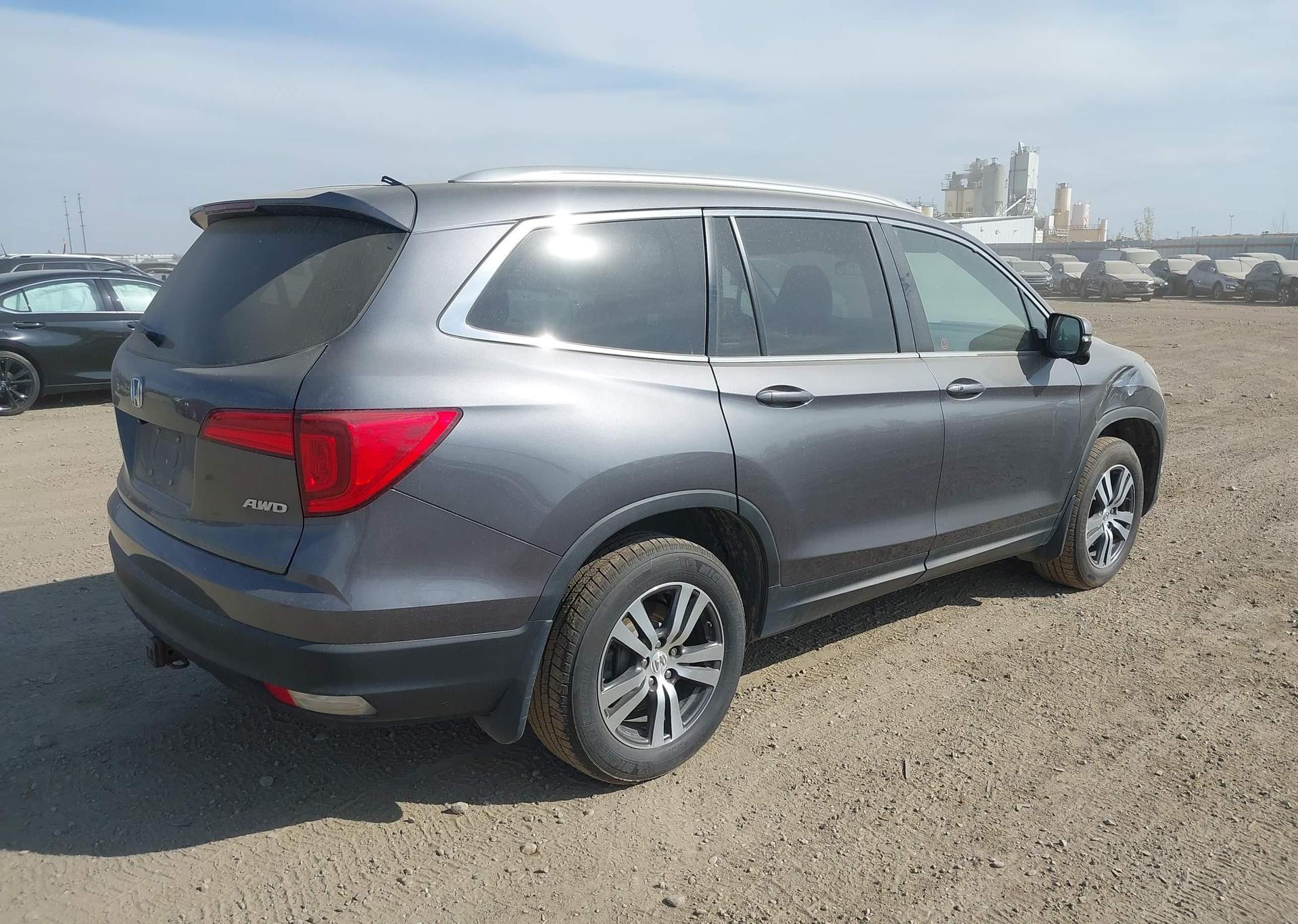 2017 HONDA PILOT EX