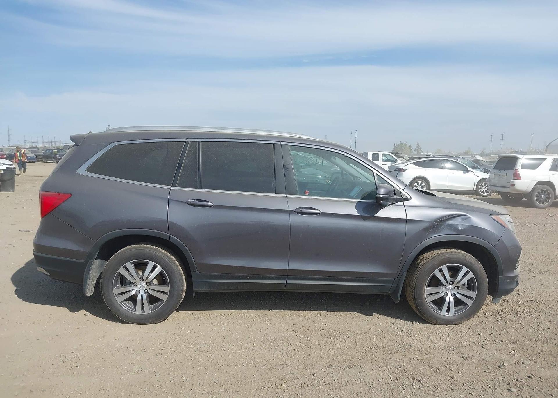 2017 HONDA PILOT EX