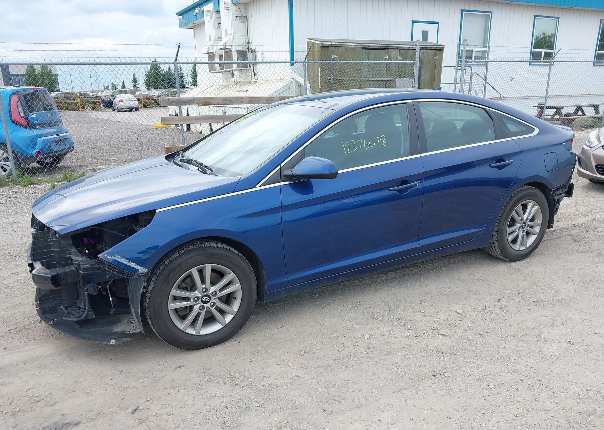 2017 HYUNDAI SONATA SE