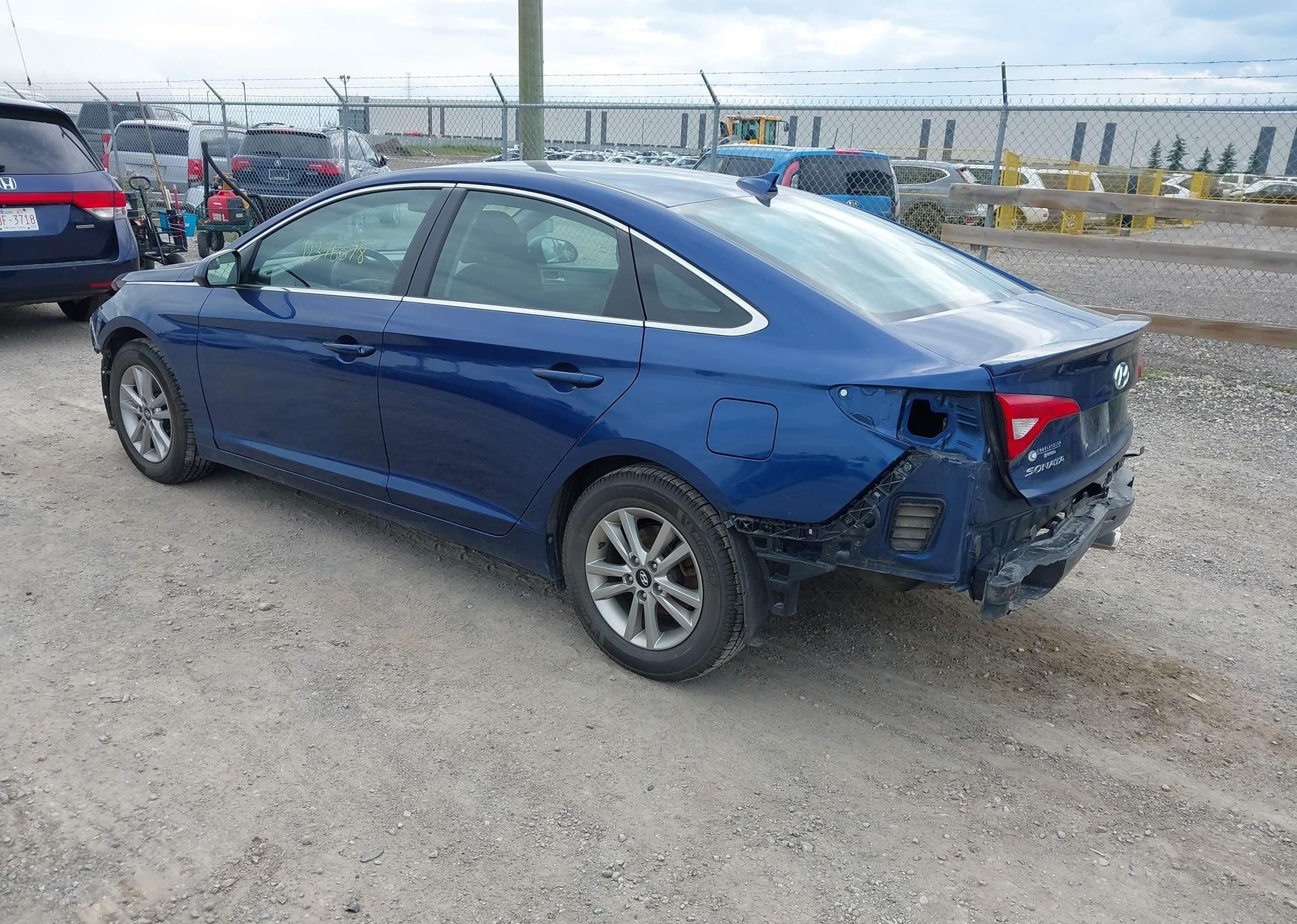 2017 HYUNDAI SONATA SE