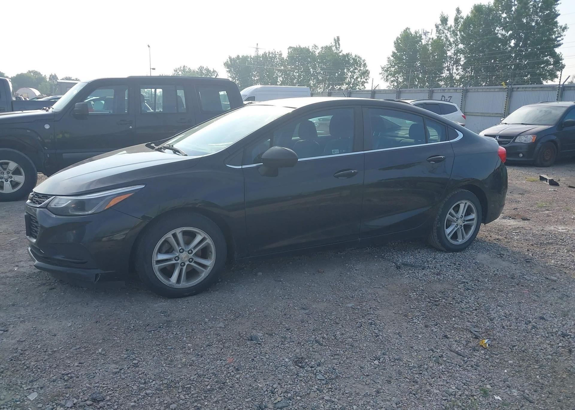2016 CHEVROLET CRUZE LT