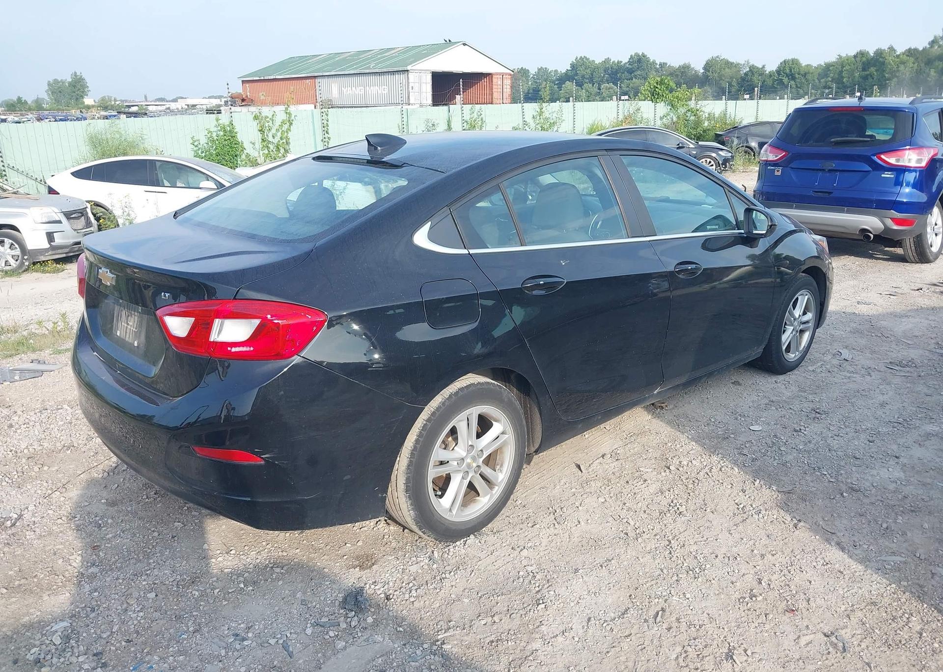 2016 CHEVROLET CRUZE LT