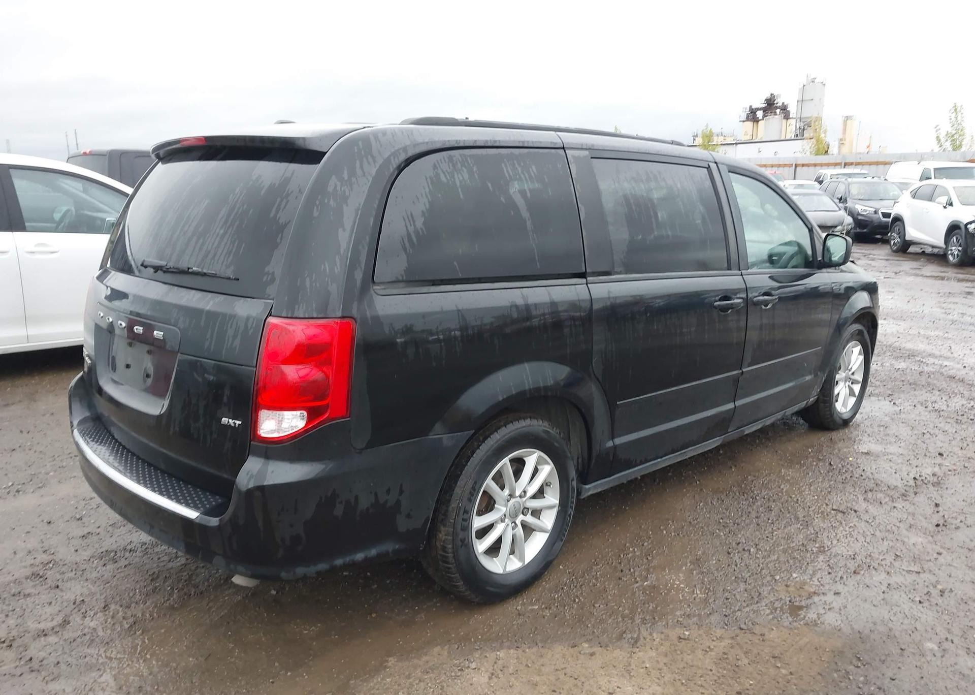 2016 DODGE GRAND CARAVAN SE