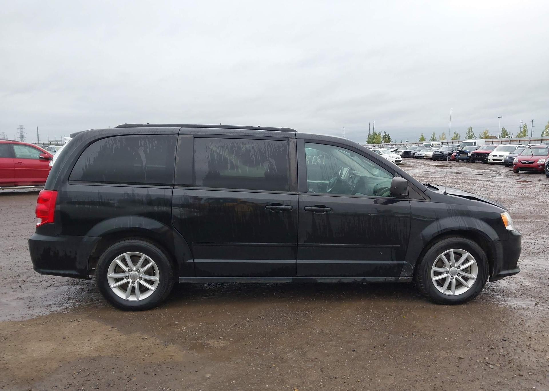 2016 DODGE GRAND CARAVAN SE