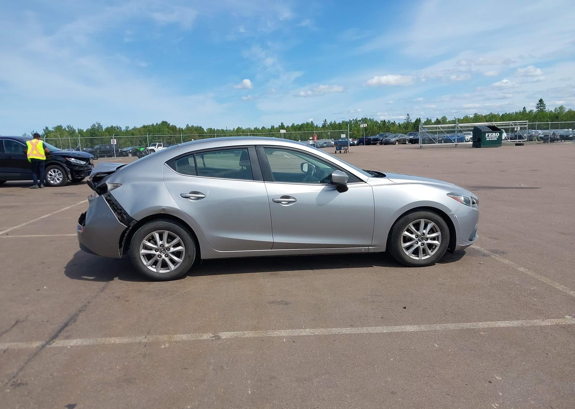 2016 MAZDA 3 TOURING