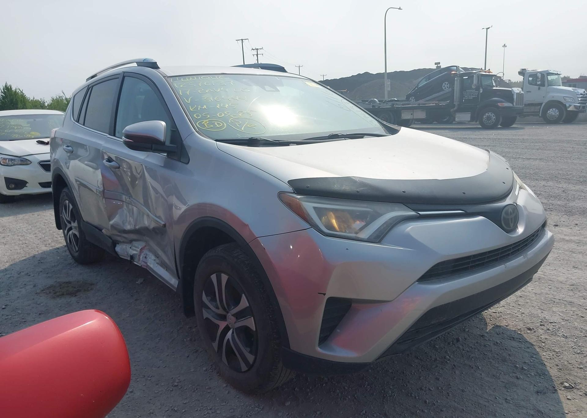 2017 TOYOTA RAV4 LE