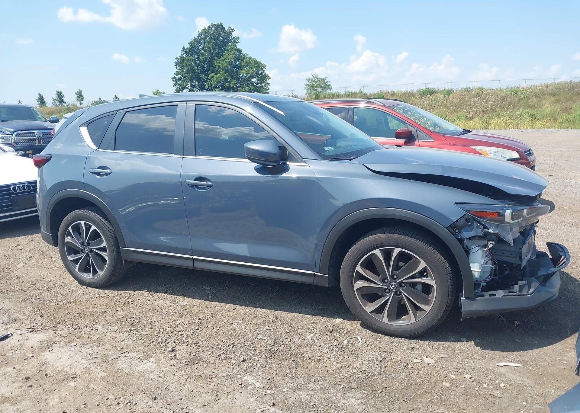 2022 NISSAN PATHFINDER