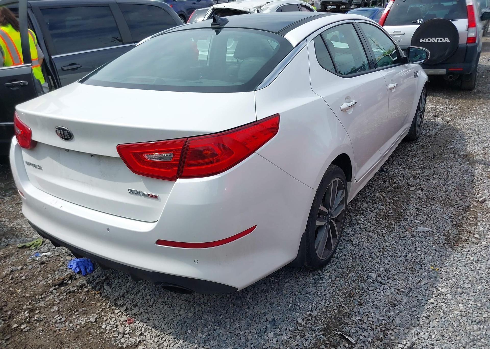 2014 KIA Optima SX