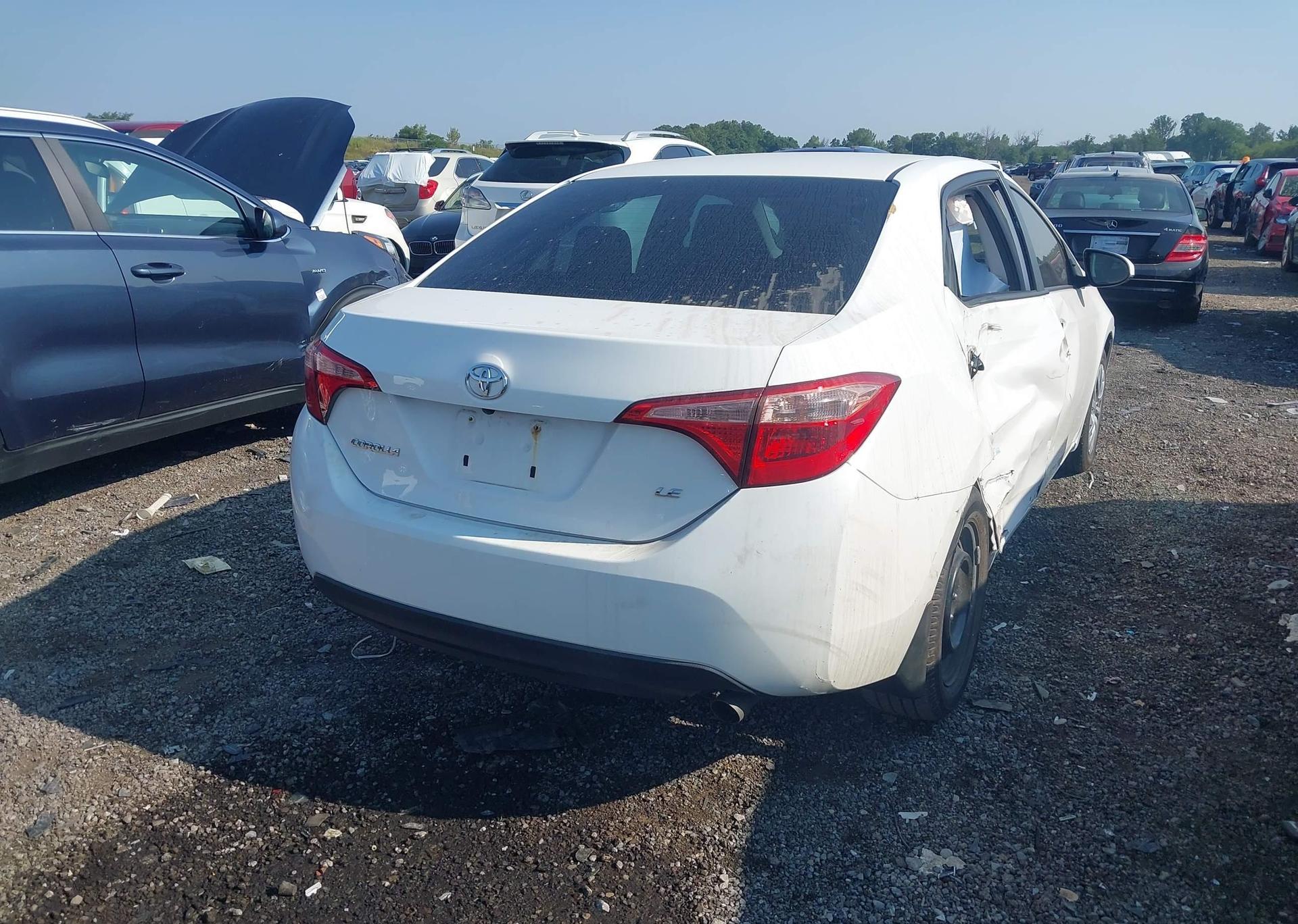 2018 TOYOTA COROLLA